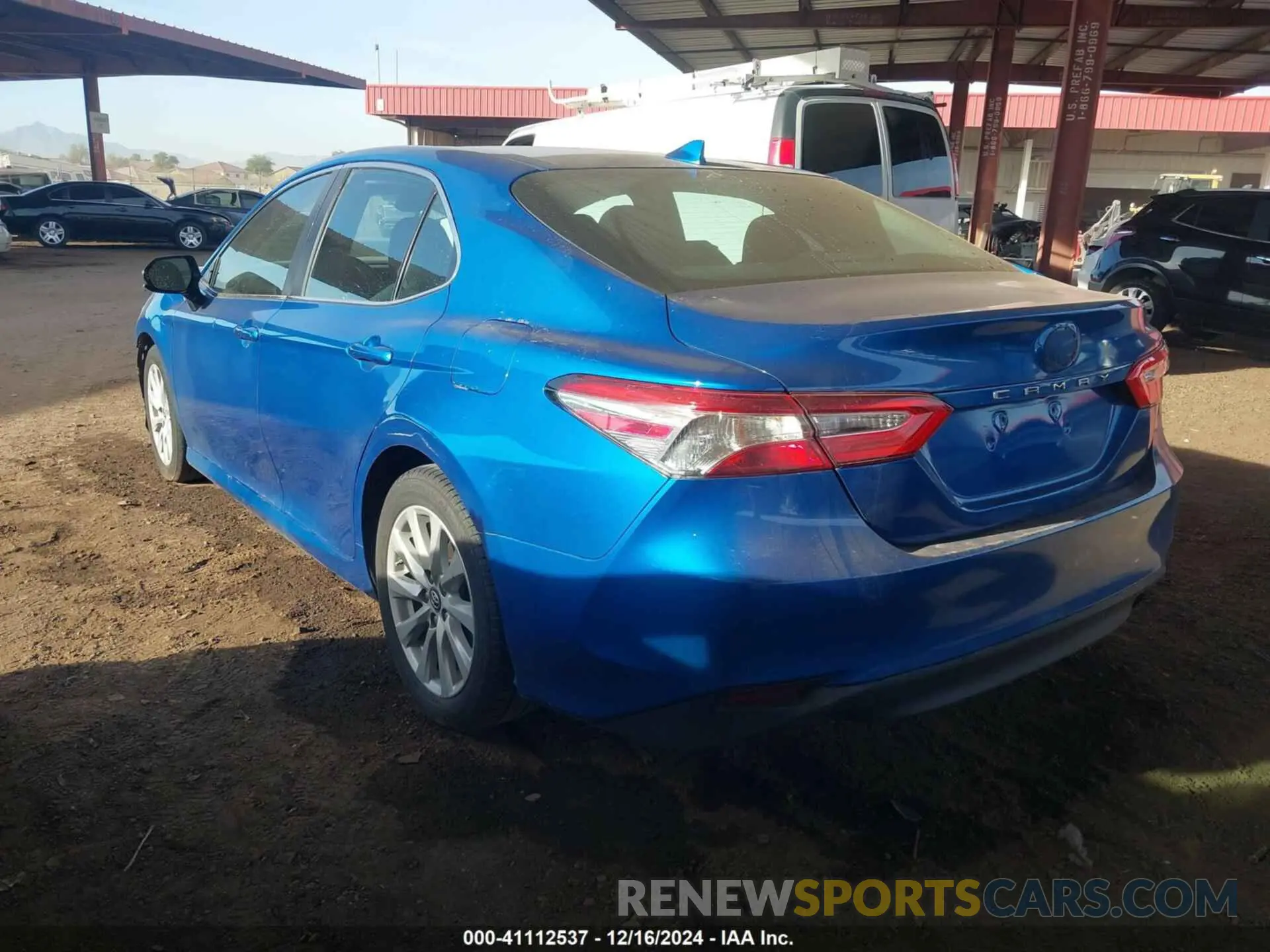 3 Photograph of a damaged car 4T1B11HK0KU264294 TOYOTA CAMRY 2019