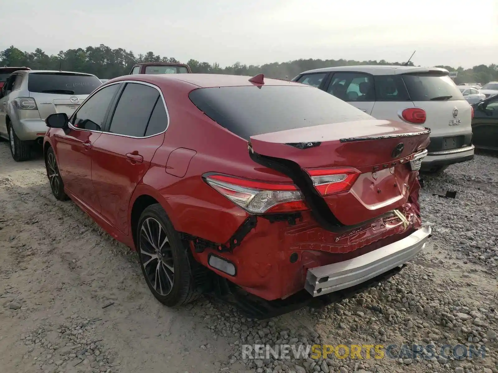 3 Photograph of a damaged car 4T1B11HK0KU265753 TOYOTA CAMRY 2019