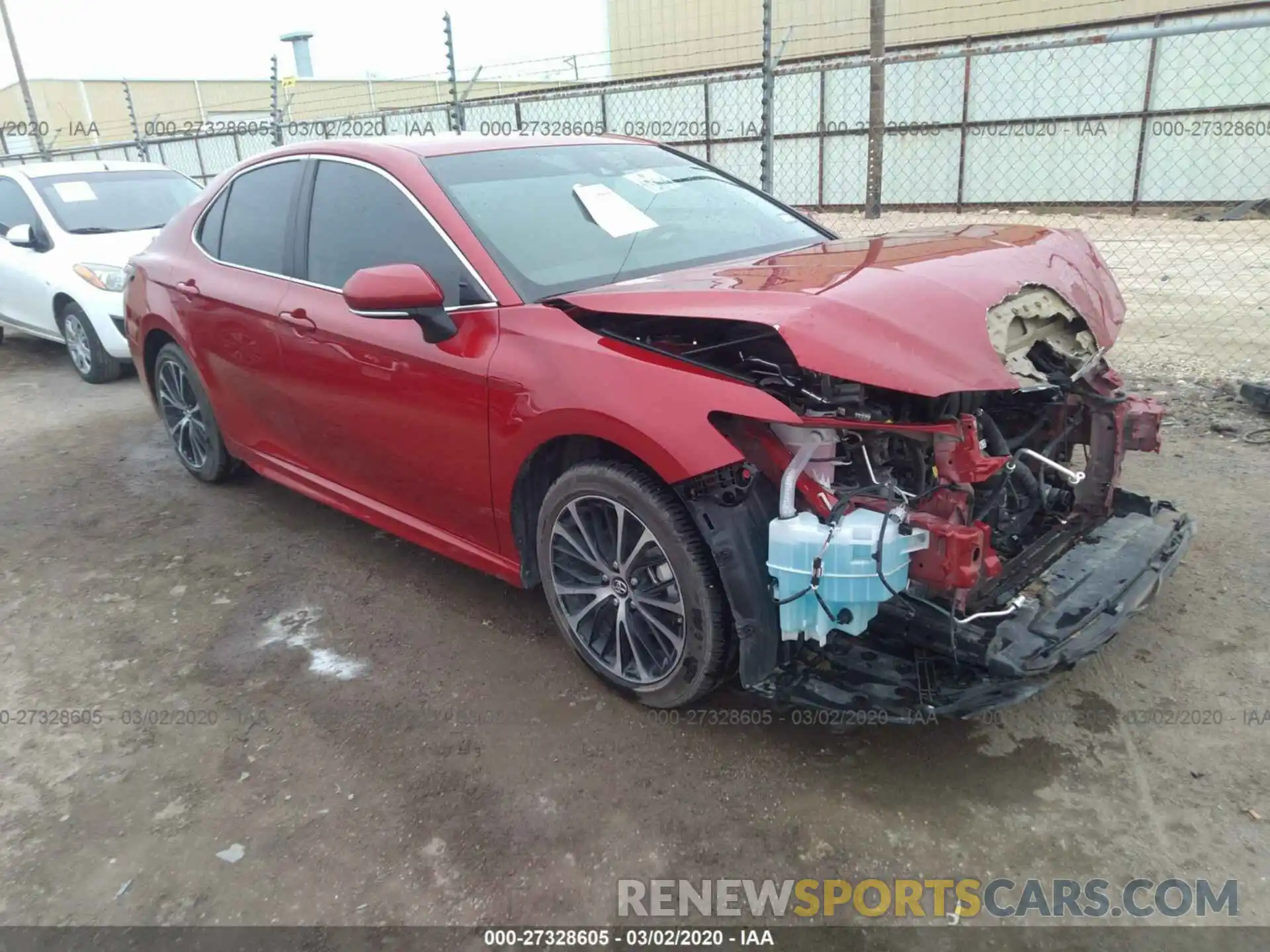 1 Photograph of a damaged car 4T1B11HK0KU266661 TOYOTA CAMRY 2019