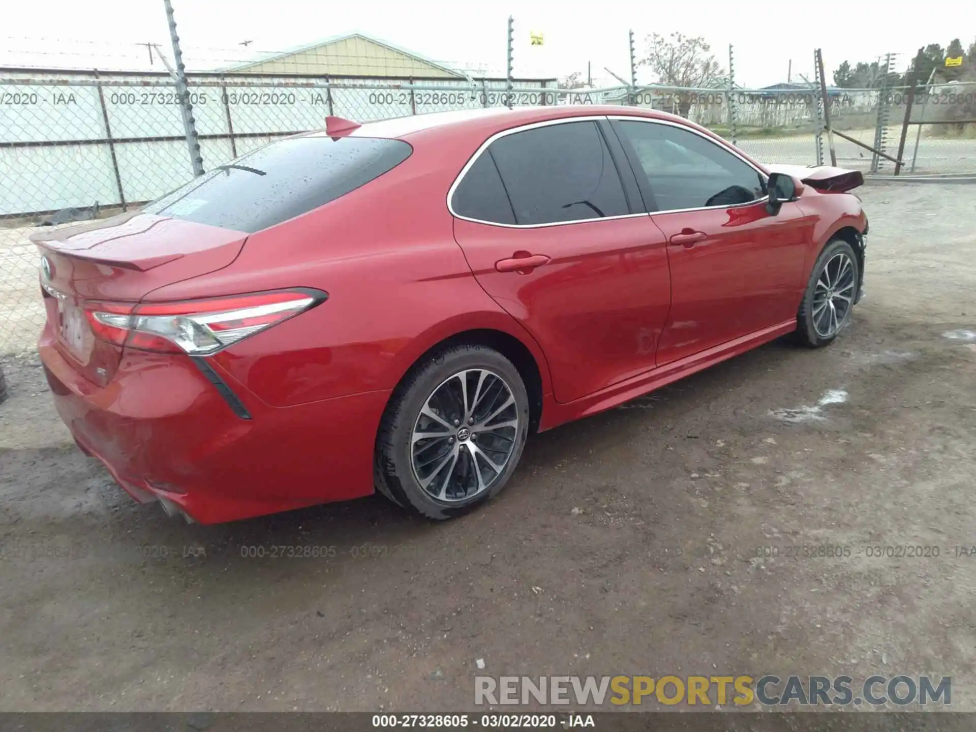 4 Photograph of a damaged car 4T1B11HK0KU266661 TOYOTA CAMRY 2019