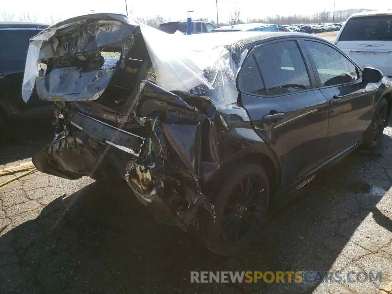 4 Photograph of a damaged car 4T1B11HK0KU266806 TOYOTA CAMRY 2019