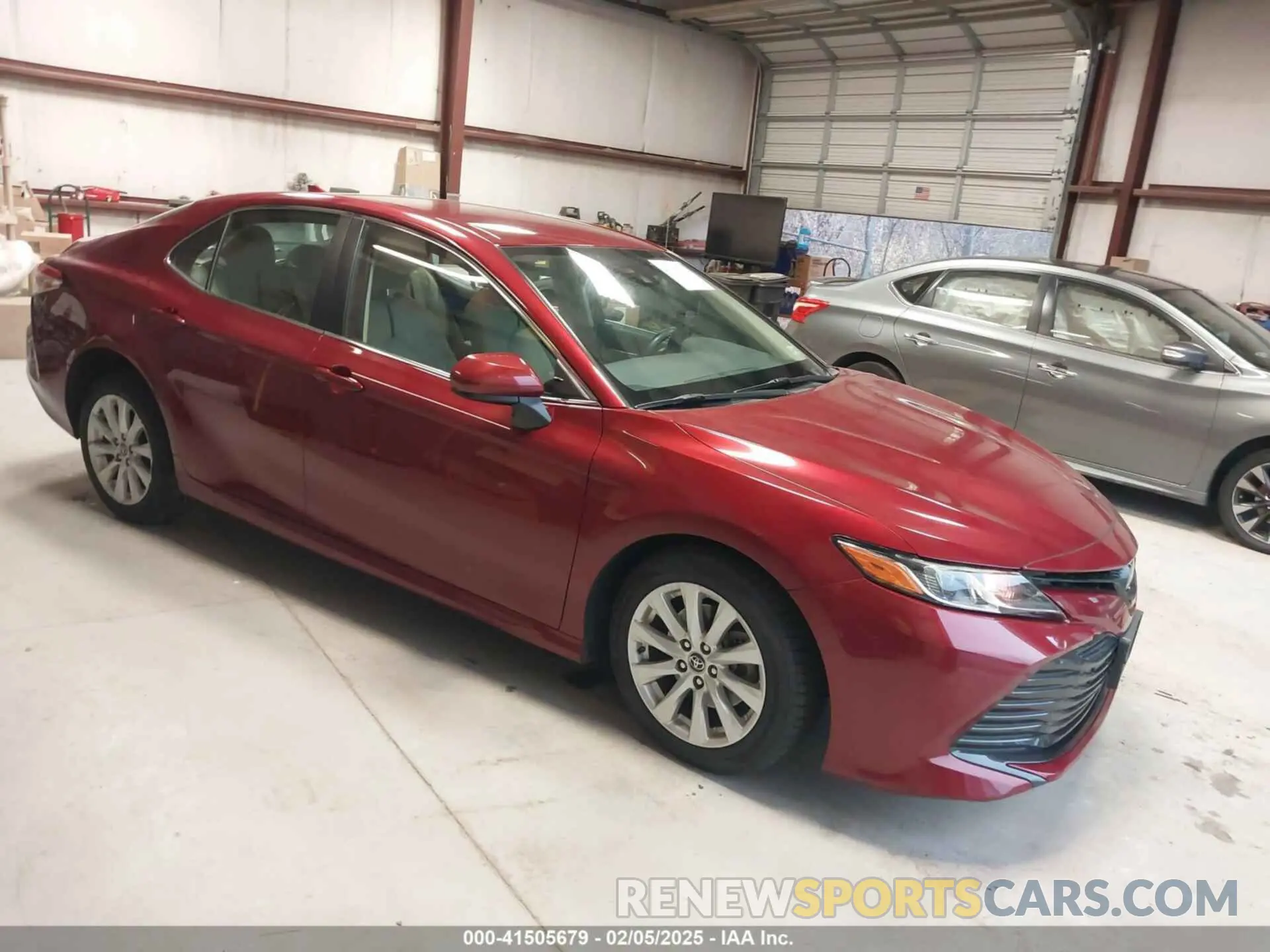 1 Photograph of a damaged car 4T1B11HK0KU268071 TOYOTA CAMRY 2019