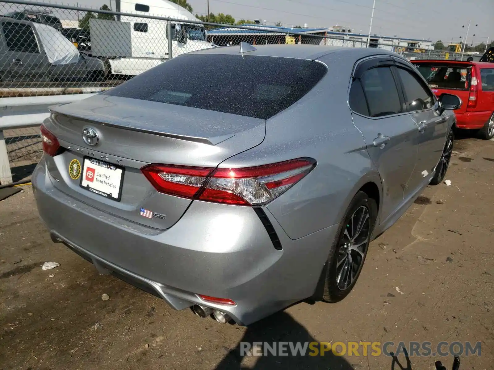 4 Photograph of a damaged car 4T1B11HK0KU270354 TOYOTA CAMRY 2019