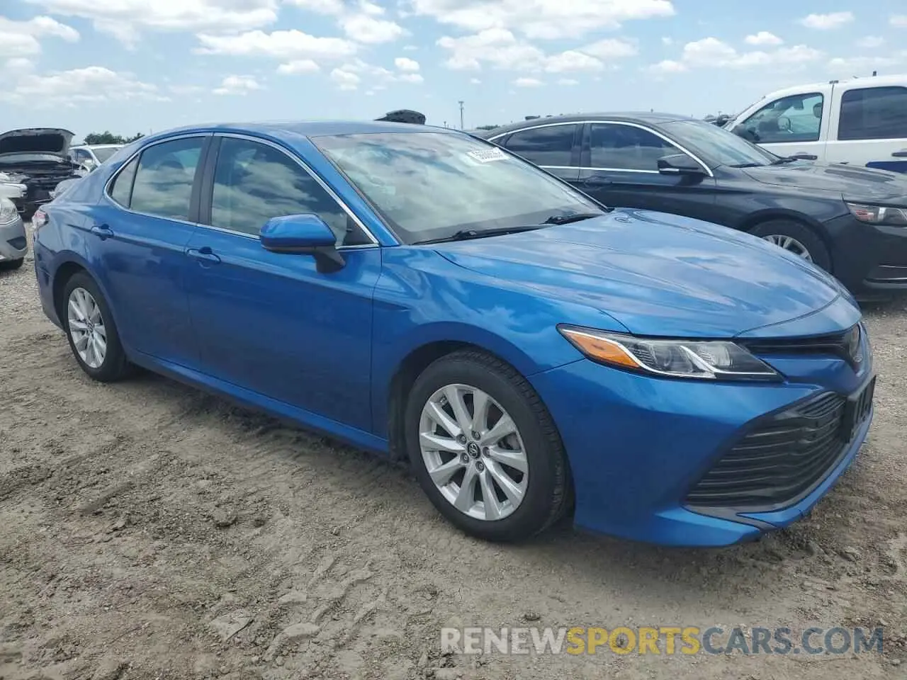 4 Photograph of a damaged car 4T1B11HK0KU274307 TOYOTA CAMRY 2019
