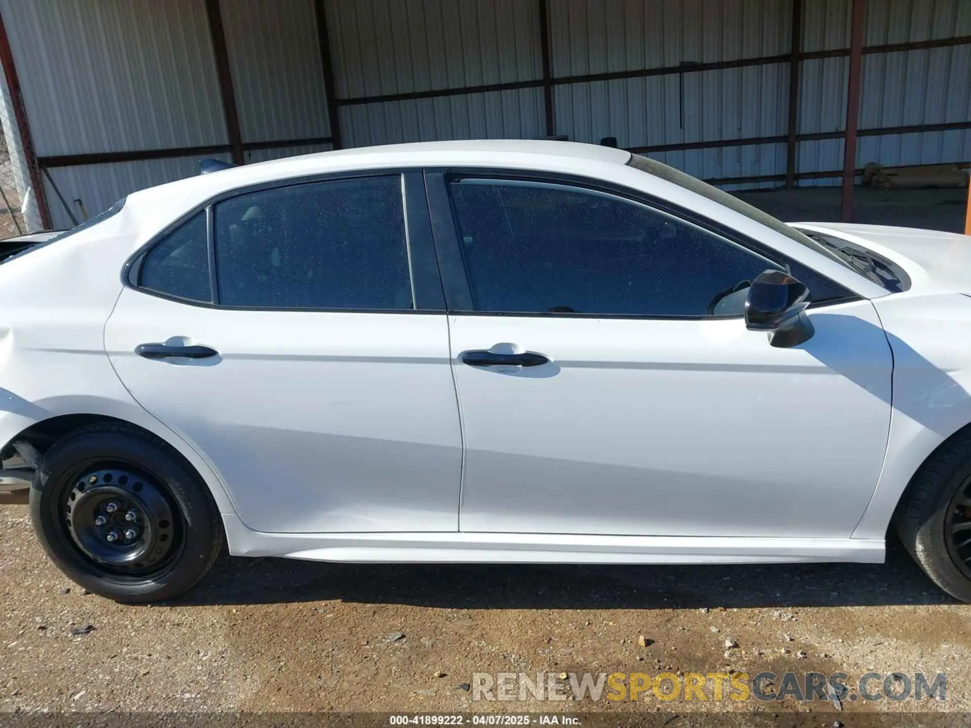 14 Photograph of a damaged car 4T1B11HK0KU276378 TOYOTA CAMRY 2019
