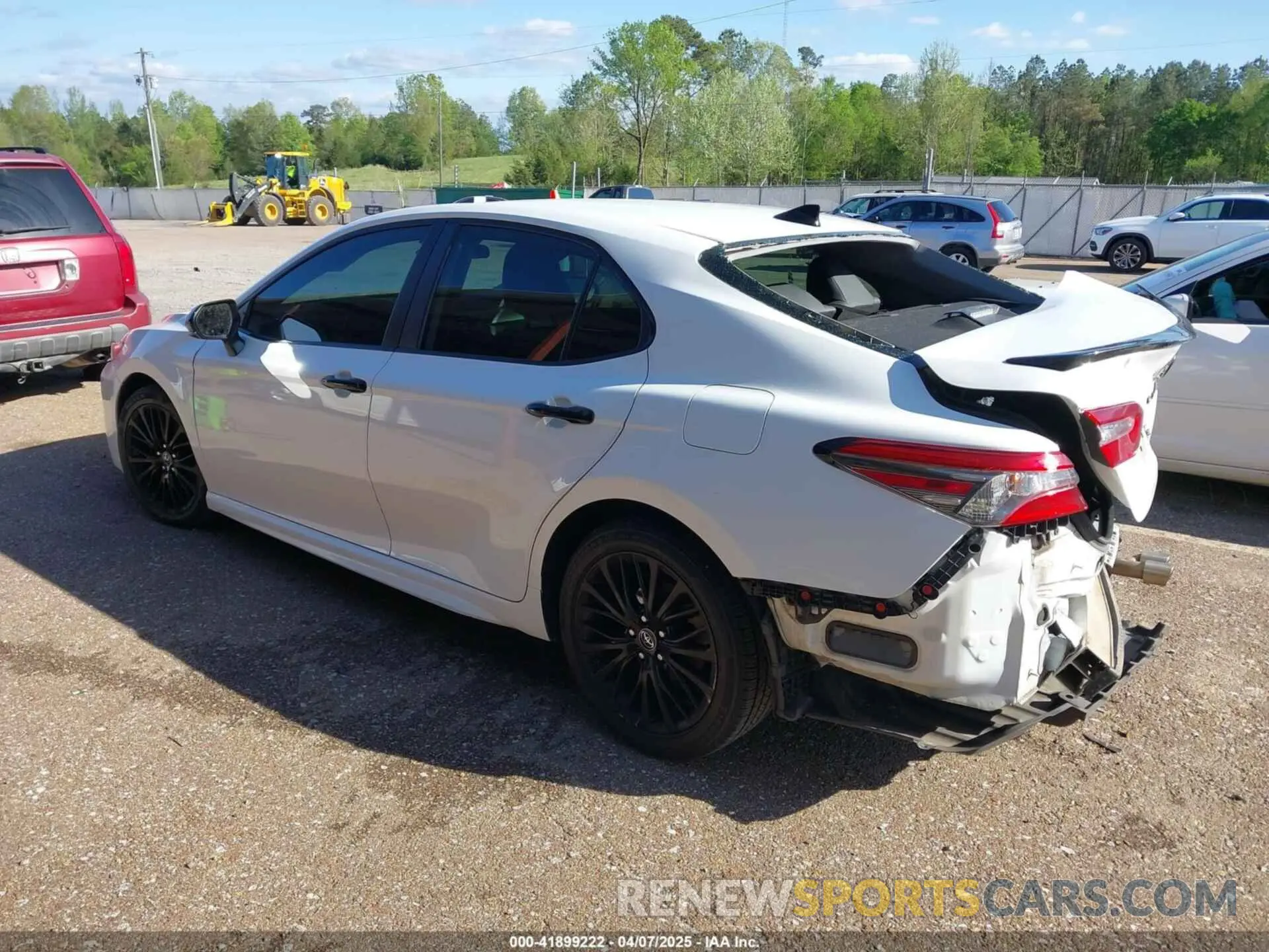 3 Photograph of a damaged car 4T1B11HK0KU276378 TOYOTA CAMRY 2019
