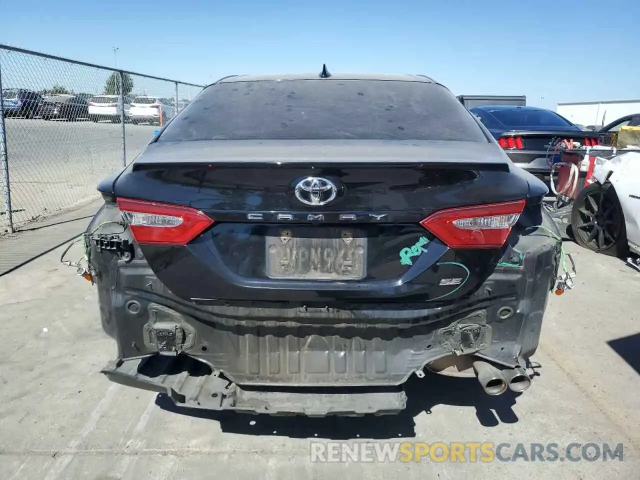 6 Photograph of a damaged car 4T1B11HK0KU277658 TOYOTA CAMRY 2019