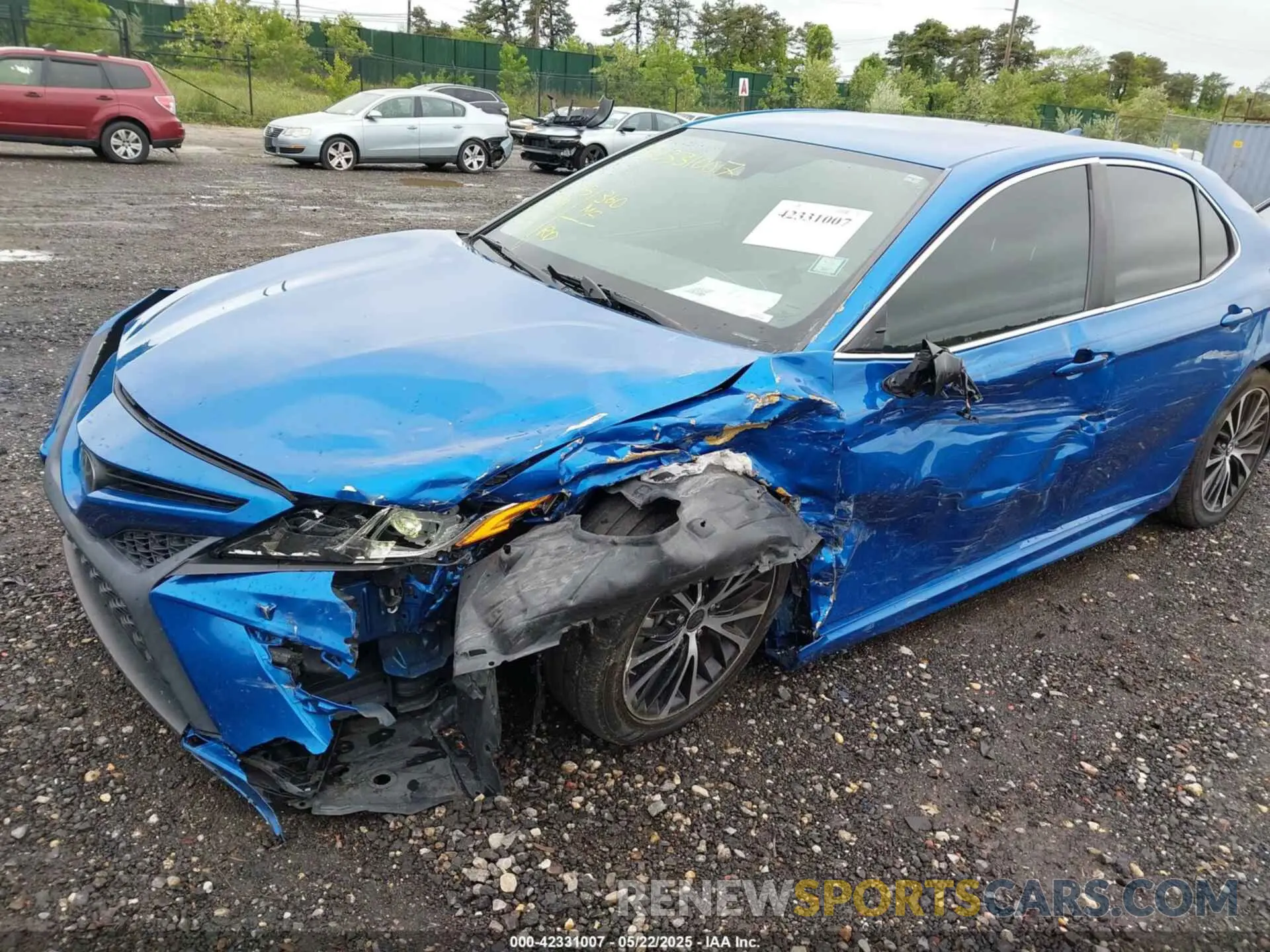 21 Photograph of a damaged car 4T1B11HK0KU278079 TOYOTA CAMRY 2019
