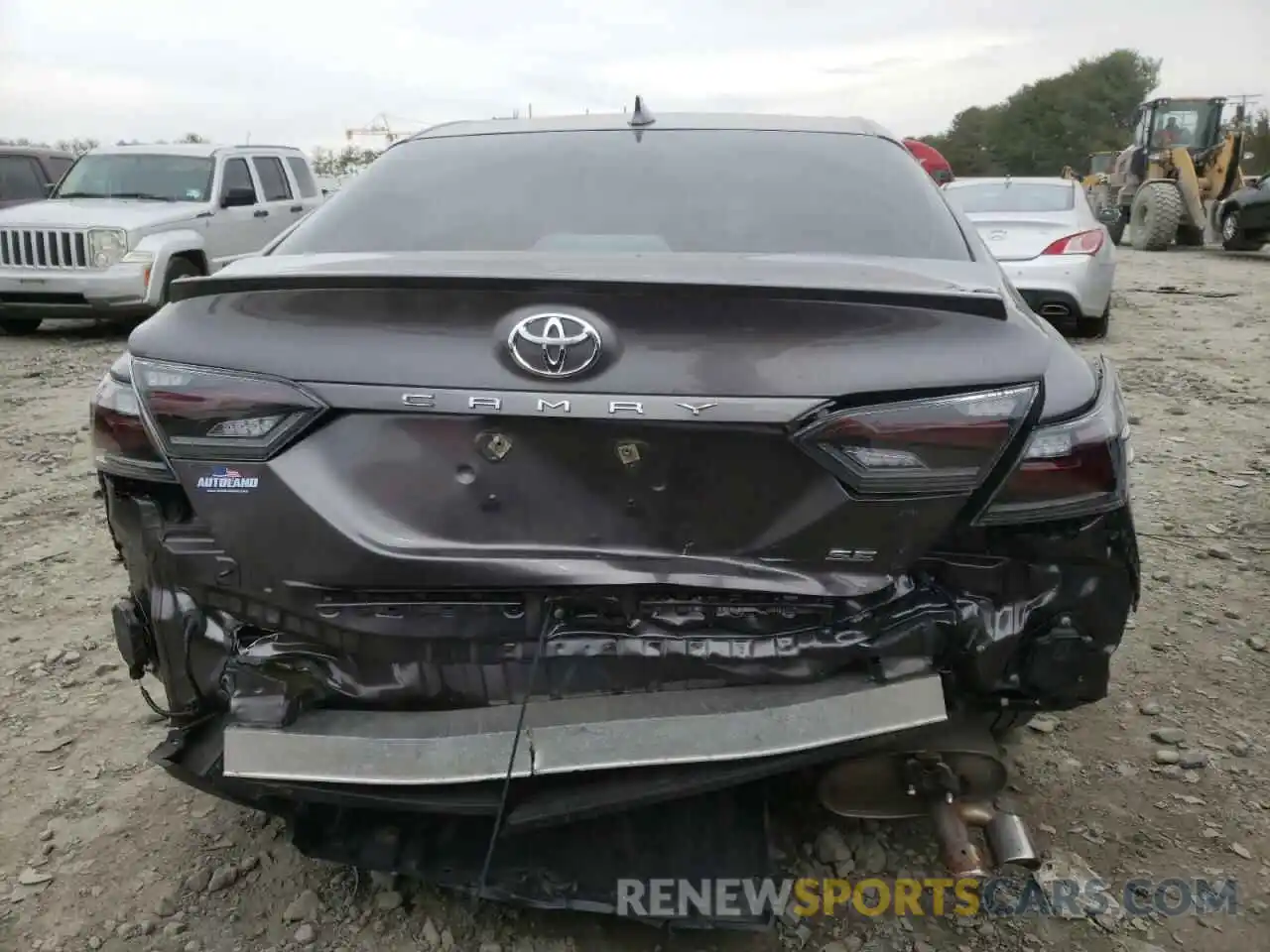 9 Photograph of a damaged car 4T1B11HK0KU280186 TOYOTA CAMRY 2019