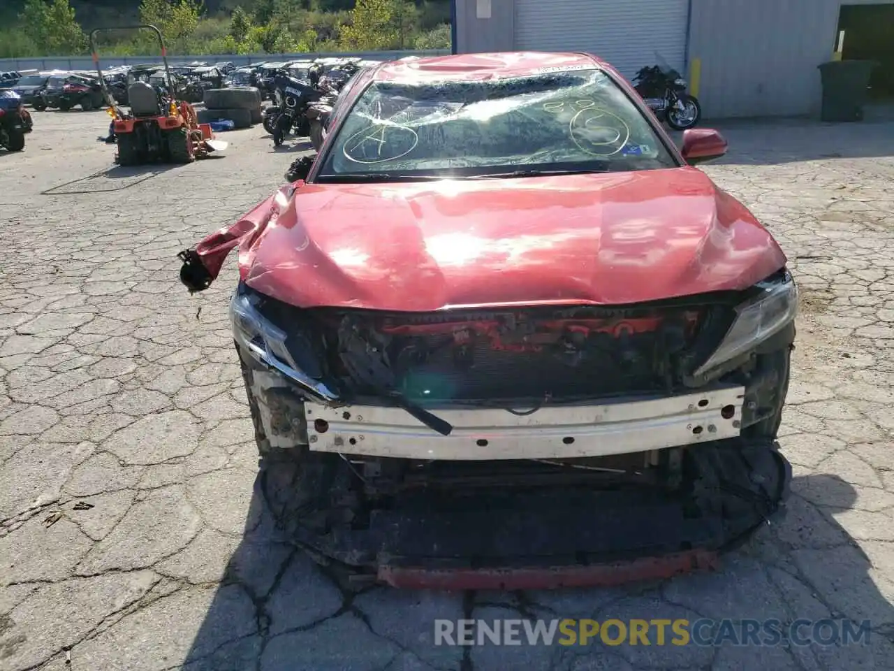 9 Photograph of a damaged car 4T1B11HK0KU282097 TOYOTA CAMRY 2019