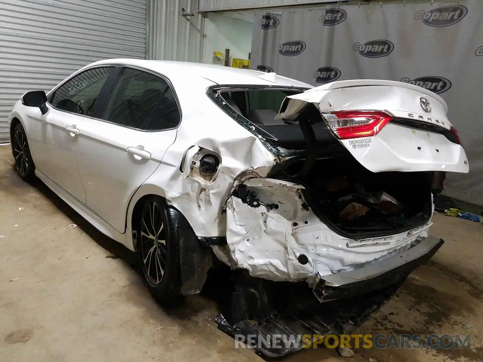 3 Photograph of a damaged car 4T1B11HK0KU283055 TOYOTA CAMRY 2019