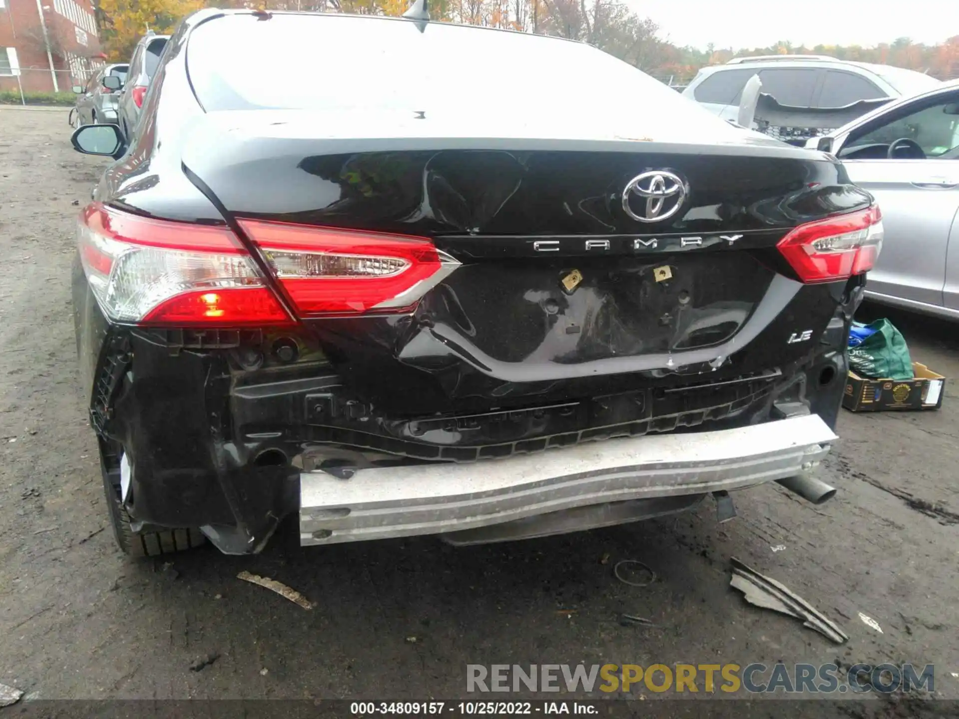 6 Photograph of a damaged car 4T1B11HK0KU289907 TOYOTA CAMRY 2019