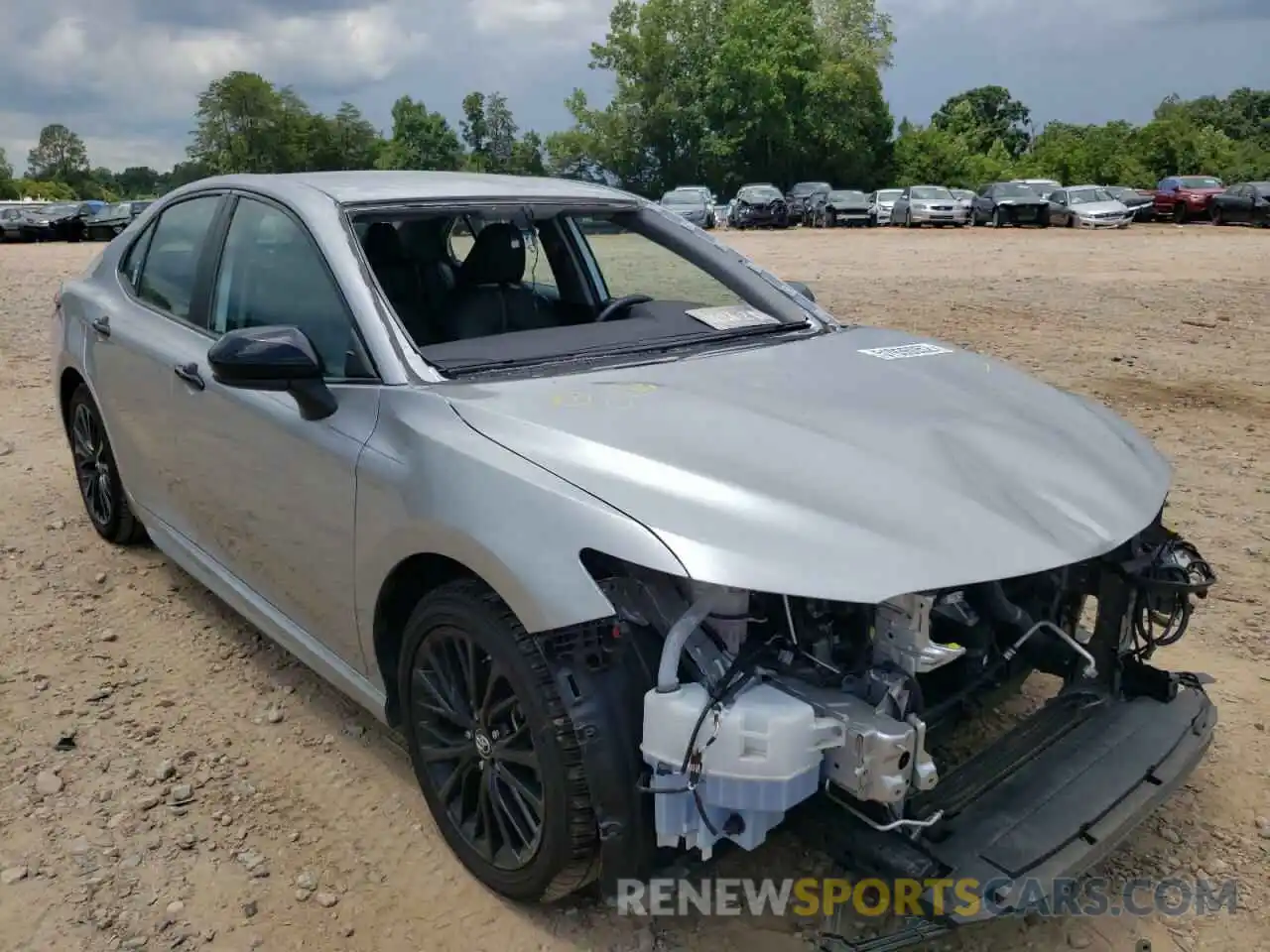 1 Photograph of a damaged car 4T1B11HK0KU293424 TOYOTA CAMRY 2019