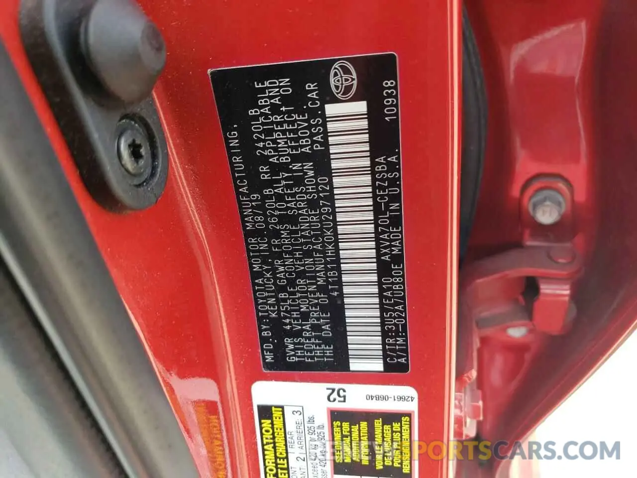 14 Photograph of a damaged car 4T1B11HK0KU297120 TOYOTA CAMRY 2019