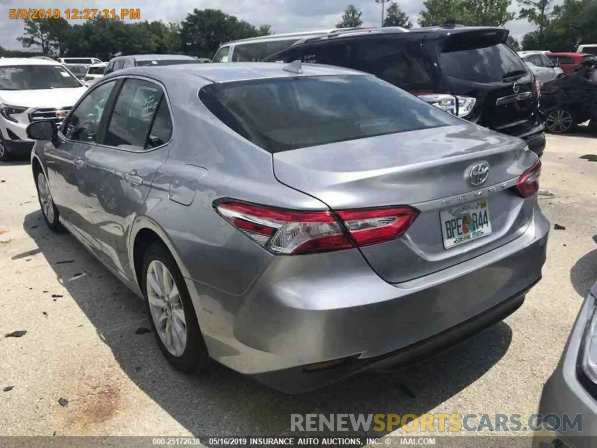 15 Photograph of a damaged car 4T1B11HK0KU680121 TOYOTA CAMRY 2019