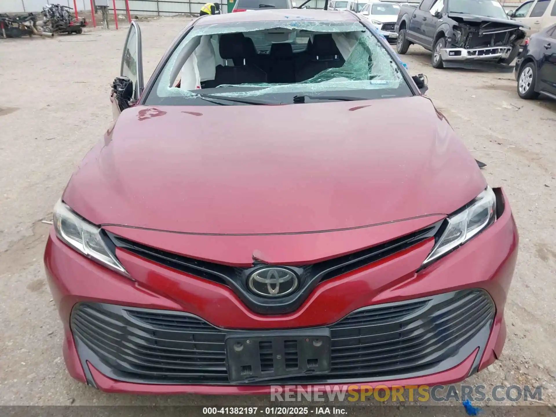 11 Photograph of a damaged car 4T1B11HK0KU680247 TOYOTA CAMRY 2019