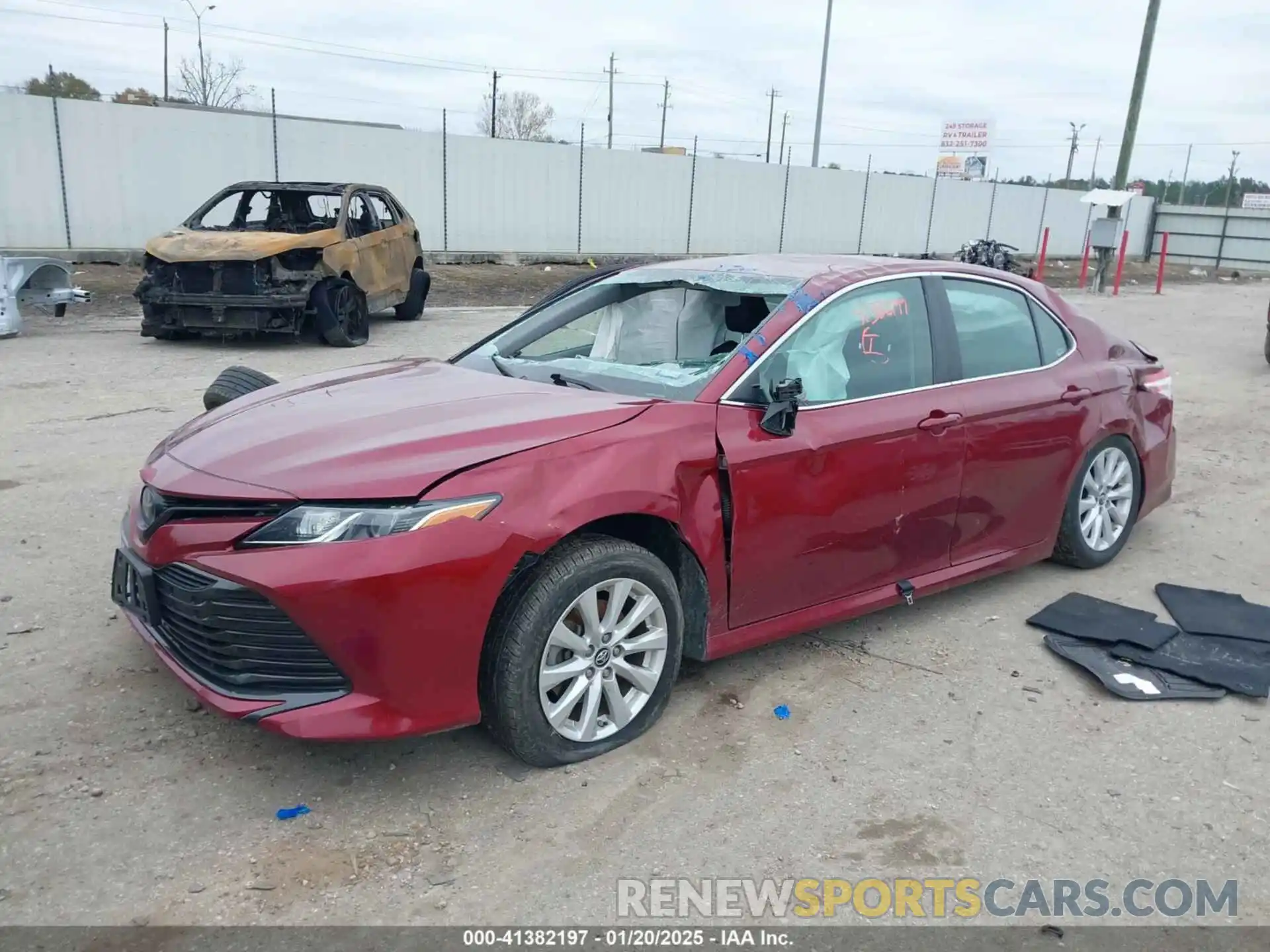 2 Photograph of a damaged car 4T1B11HK0KU680247 TOYOTA CAMRY 2019