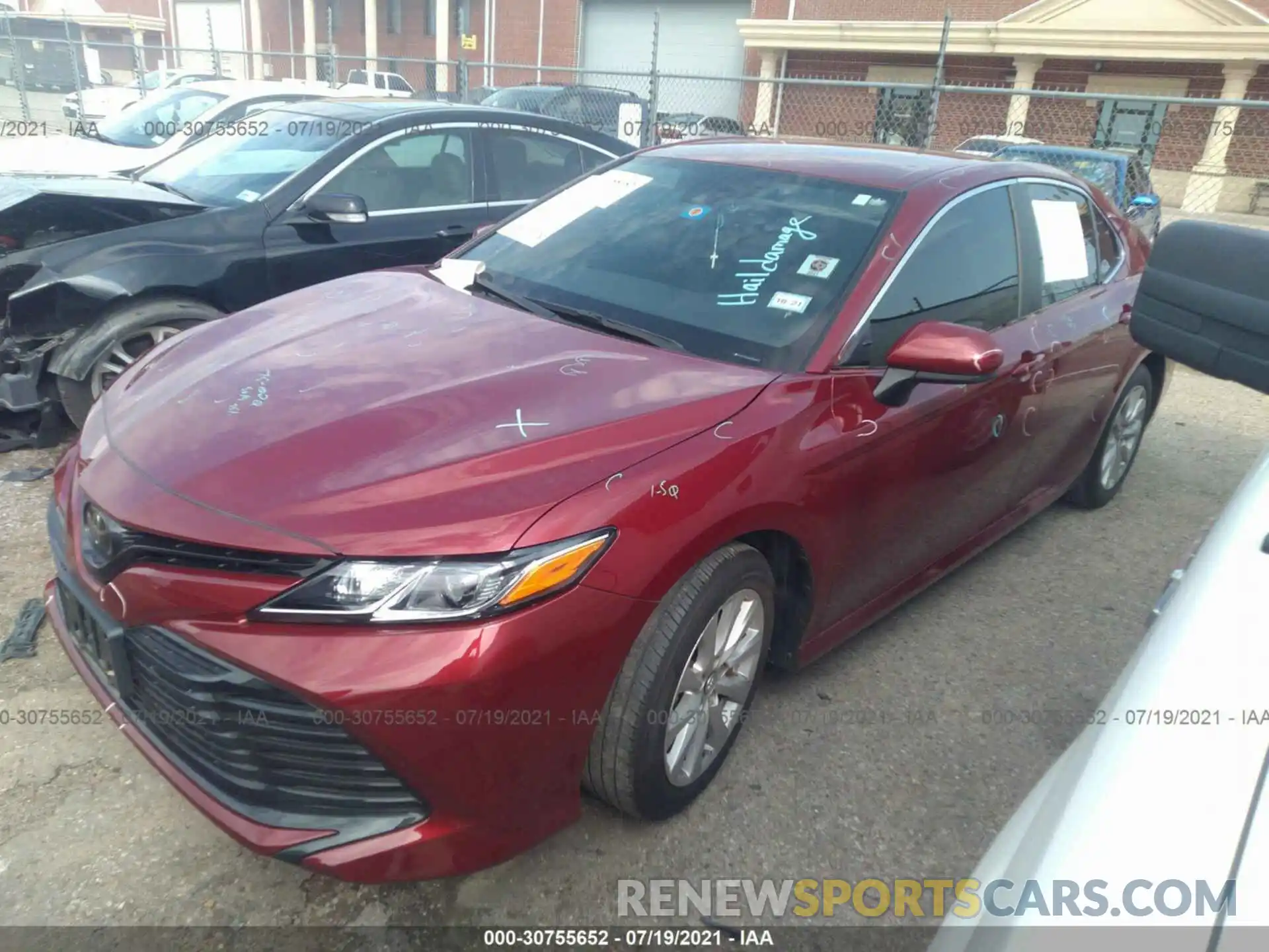 2 Photograph of a damaged car 4T1B11HK0KU680684 TOYOTA CAMRY 2019