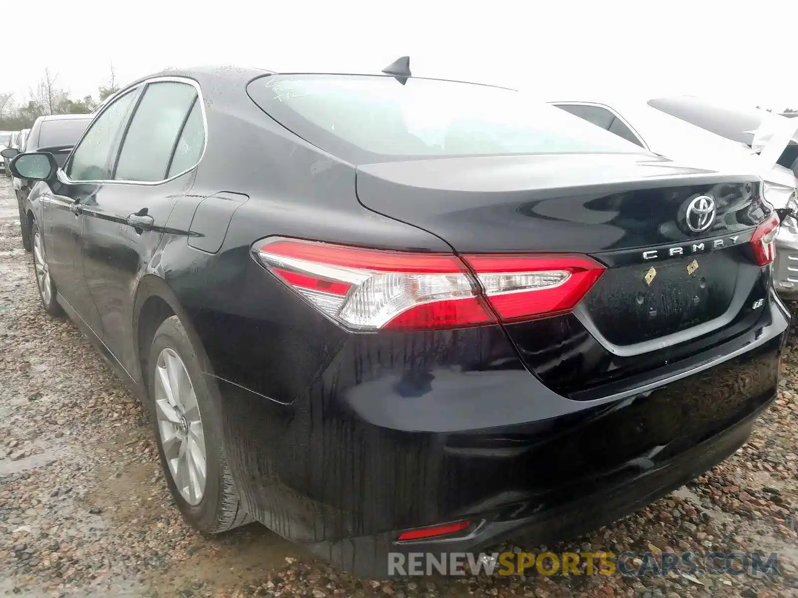 3 Photograph of a damaged car 4T1B11HK0KU680782 TOYOTA CAMRY 2019