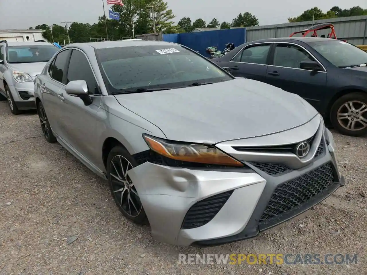 1 Photograph of a damaged car 4T1B11HK0KU688106 TOYOTA CAMRY 2019