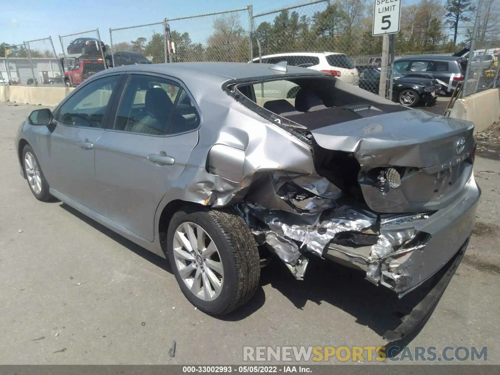 6 Photograph of a damaged car 4T1B11HK0KU691135 TOYOTA CAMRY 2019