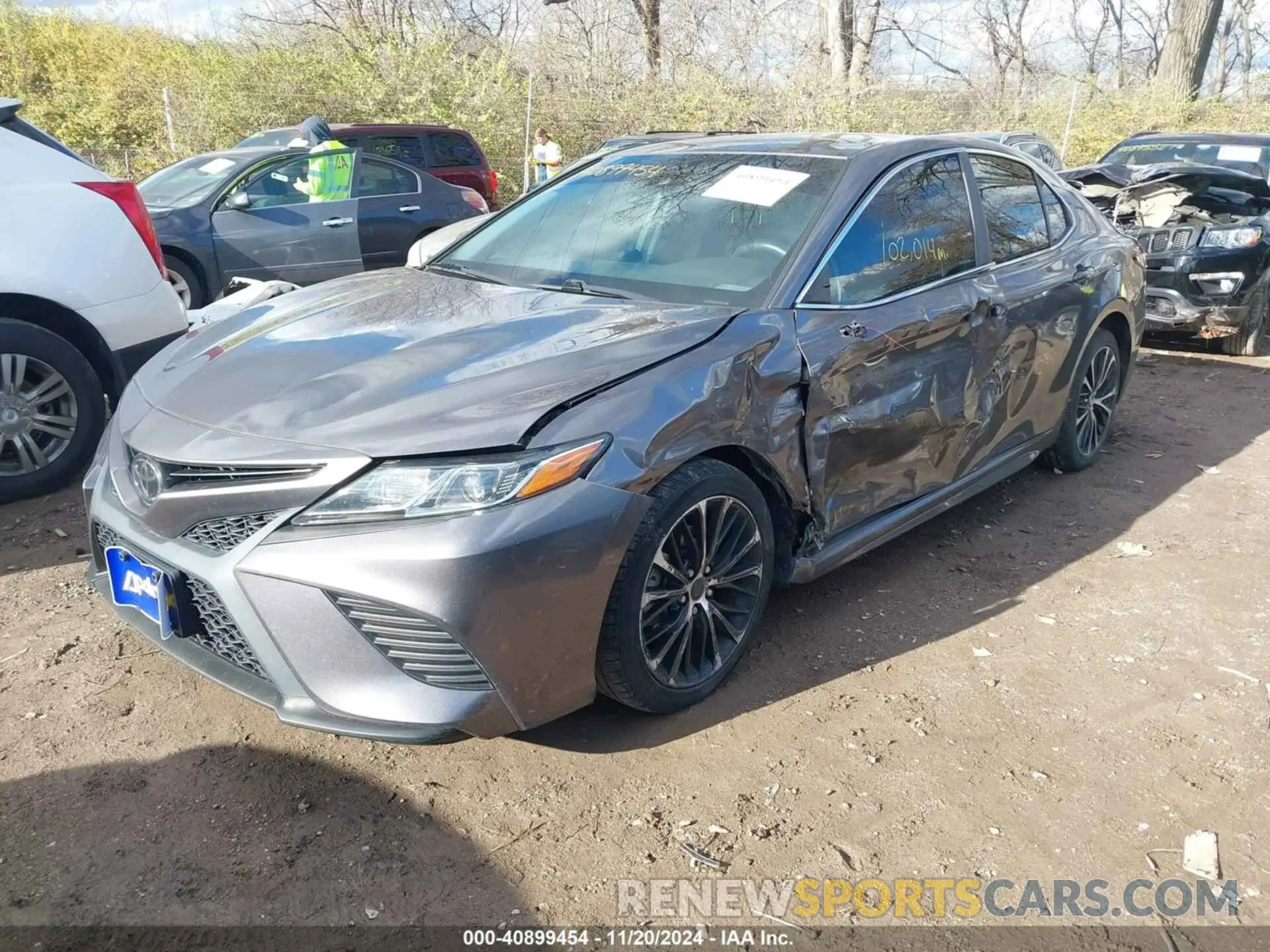 2 Photograph of a damaged car 4T1B11HK0KU692558 TOYOTA CAMRY 2019