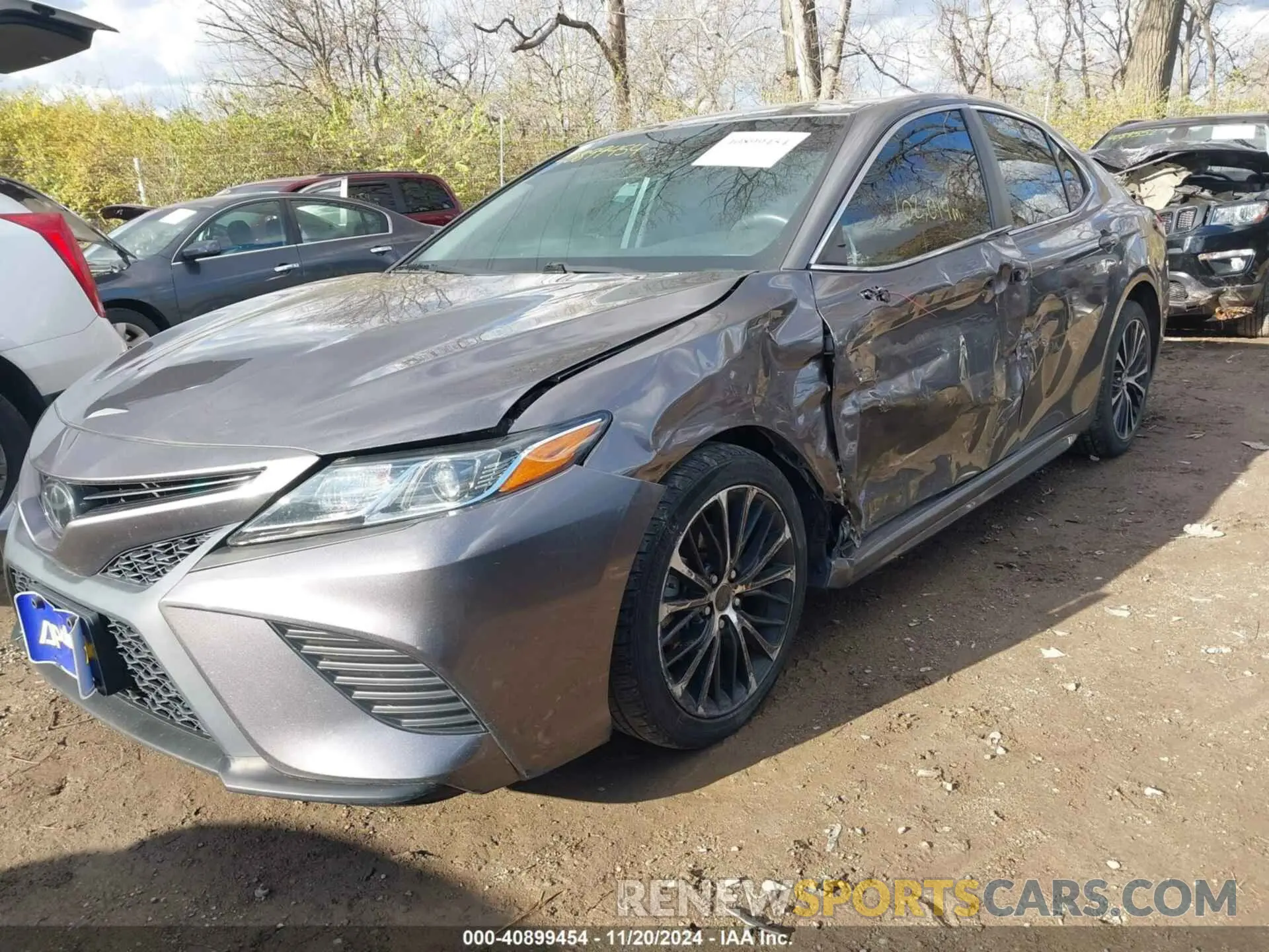 6 Photograph of a damaged car 4T1B11HK0KU692558 TOYOTA CAMRY 2019
