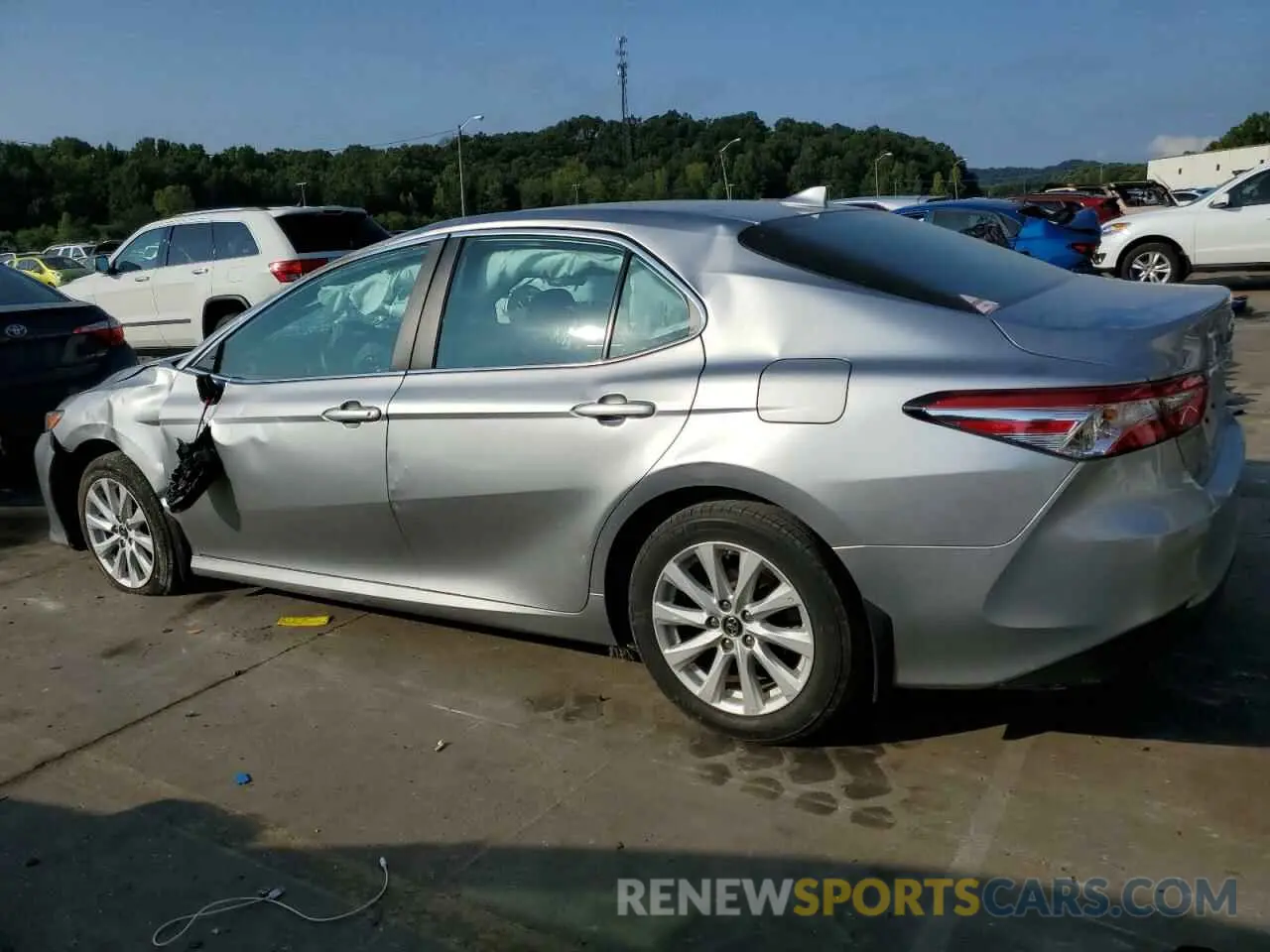 2 Photograph of a damaged car 4T1B11HK0KU700660 TOYOTA CAMRY 2019
