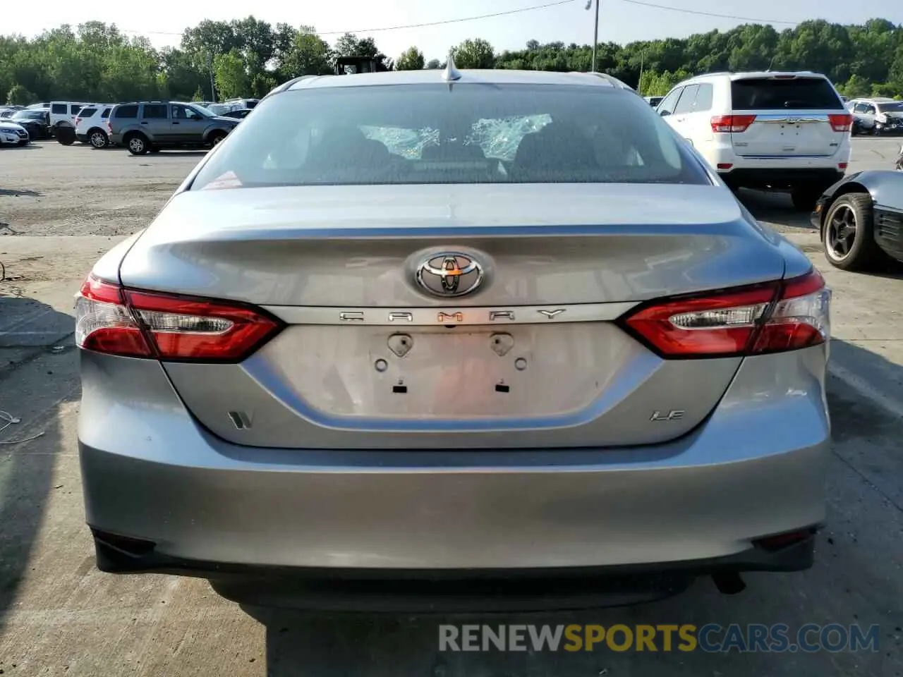 6 Photograph of a damaged car 4T1B11HK0KU700660 TOYOTA CAMRY 2019