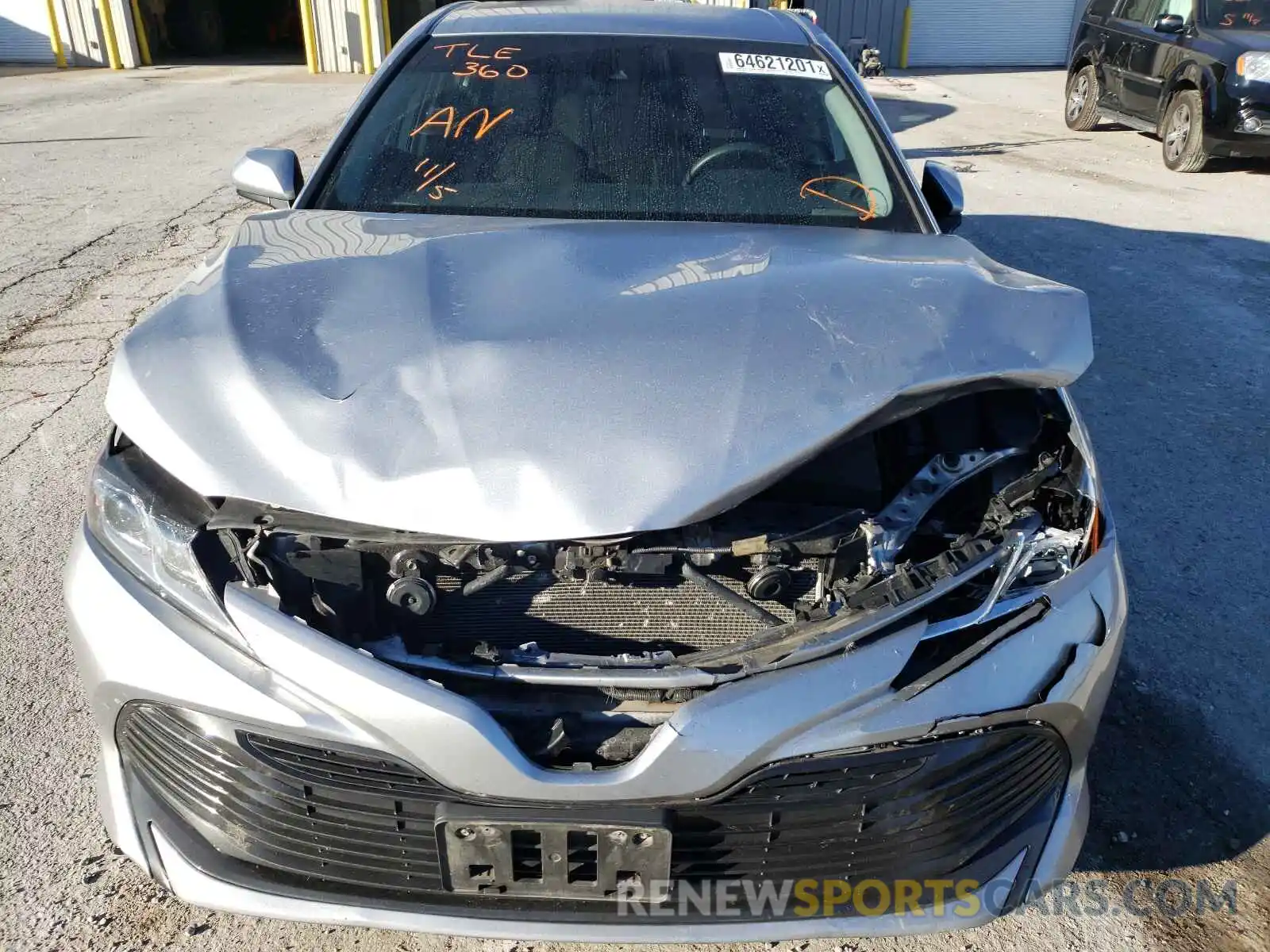 9 Photograph of a damaged car 4T1B11HK0KU701257 TOYOTA CAMRY 2019