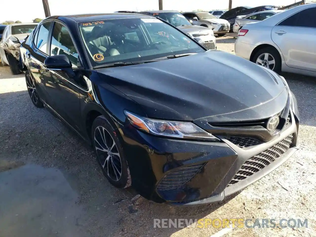 1 Photograph of a damaged car 4T1B11HK0KU703395 TOYOTA CAMRY 2019