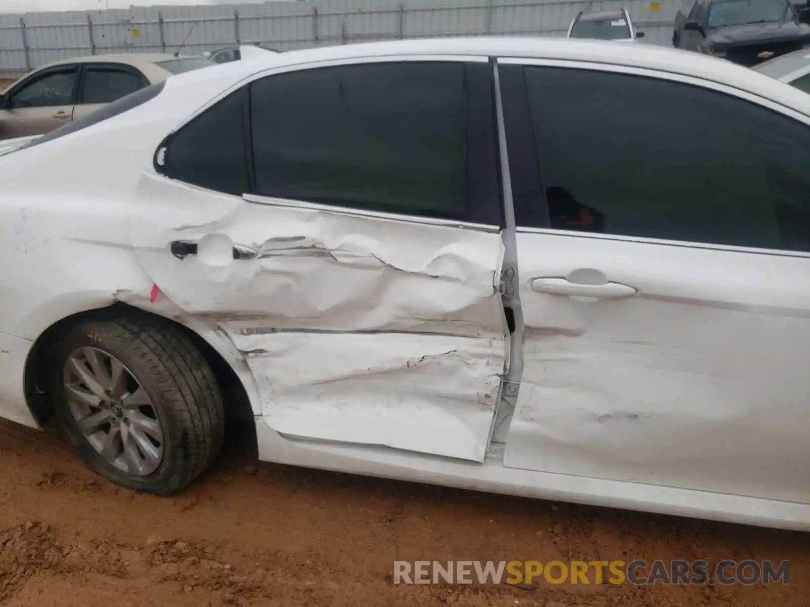 9 Photograph of a damaged car 4T1B11HK0KU703560 TOYOTA CAMRY 2019