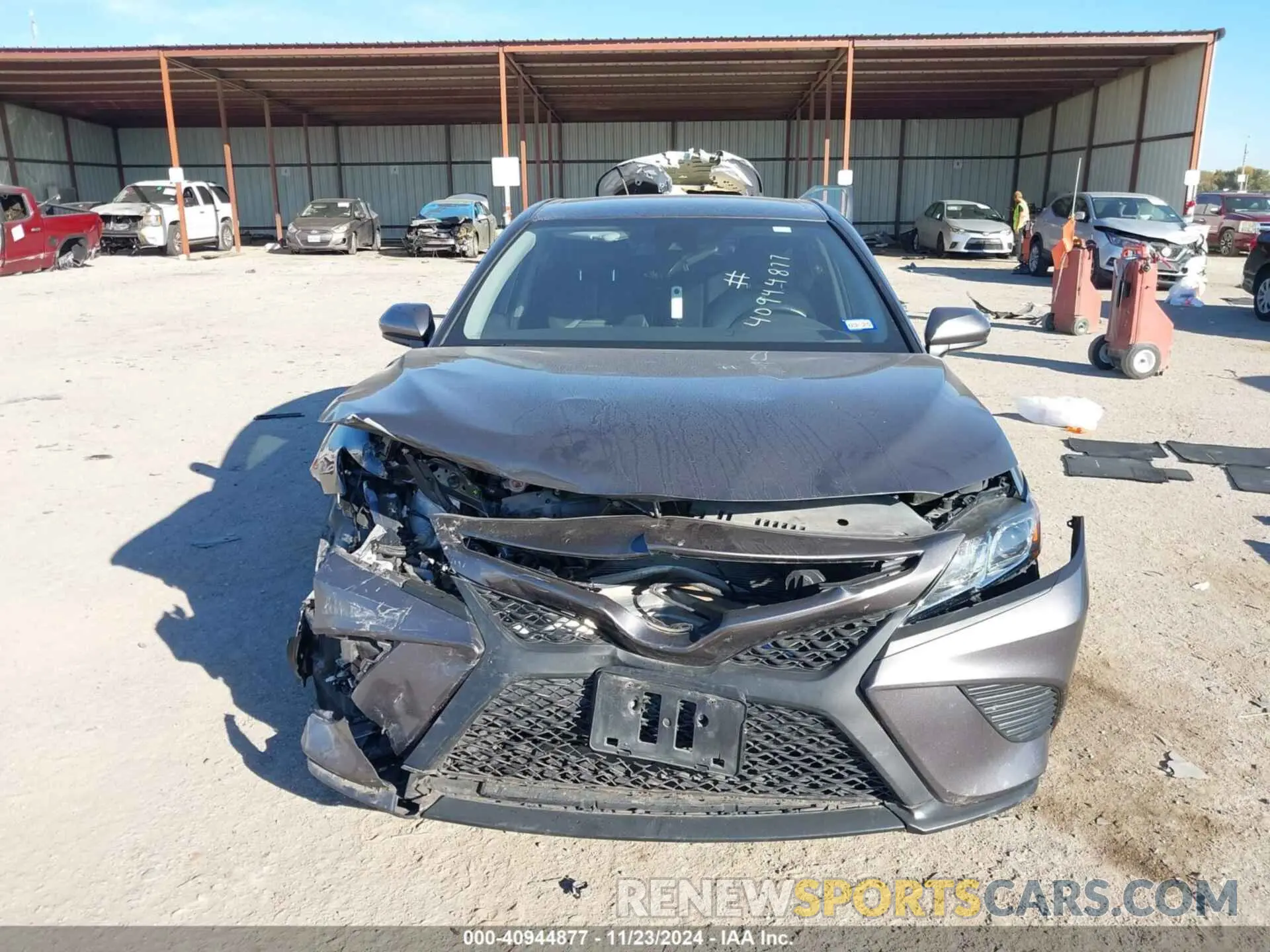 12 Photograph of a damaged car 4T1B11HK0KU704532 TOYOTA CAMRY 2019