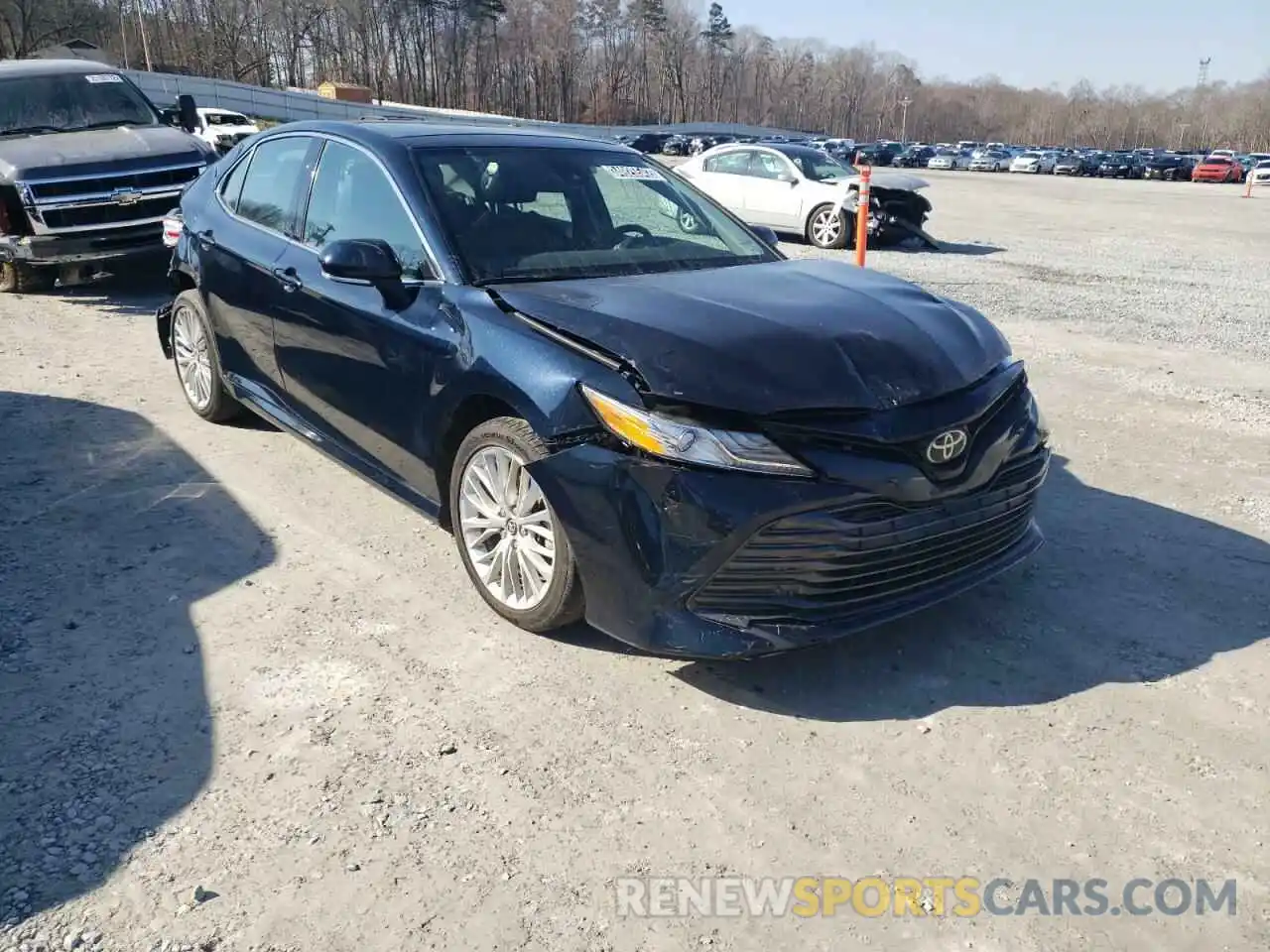 1 Photograph of a damaged car 4T1B11HK0KU705387 TOYOTA CAMRY 2019