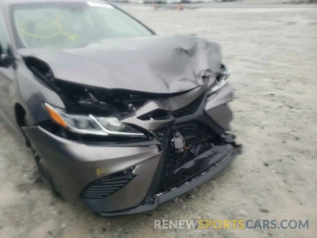 9 Photograph of a damaged car 4T1B11HK0KU705826 TOYOTA CAMRY 2019