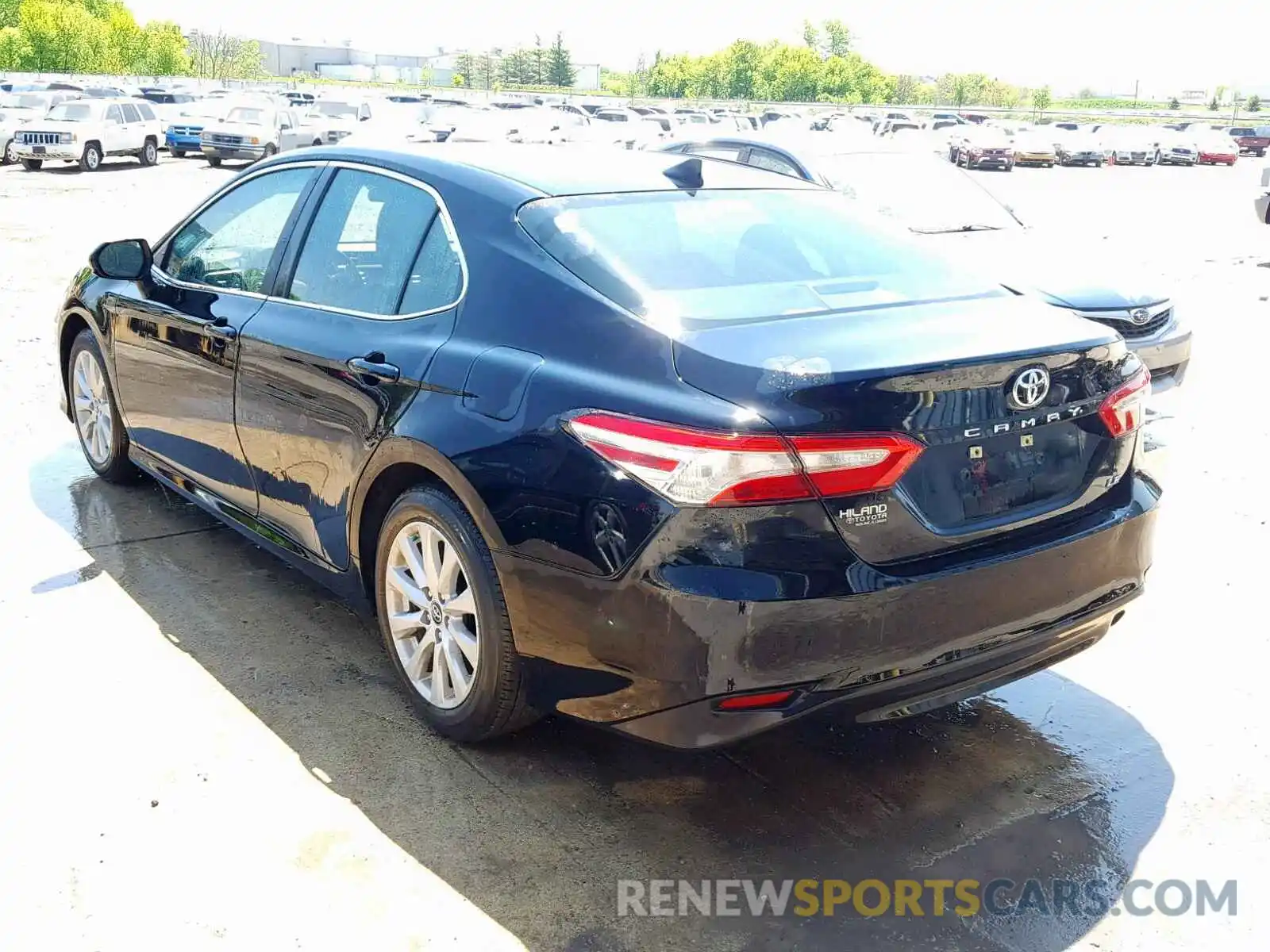 3 Photograph of a damaged car 4T1B11HK0KU711786 TOYOTA CAMRY 2019