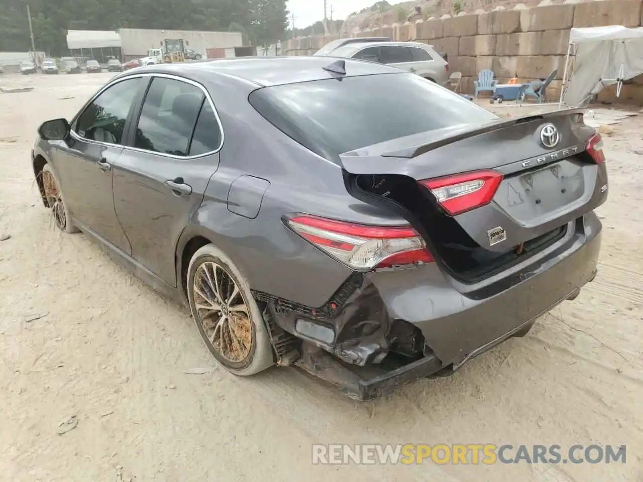 3 Photograph of a damaged car 4T1B11HK0KU713179 TOYOTA CAMRY 2019