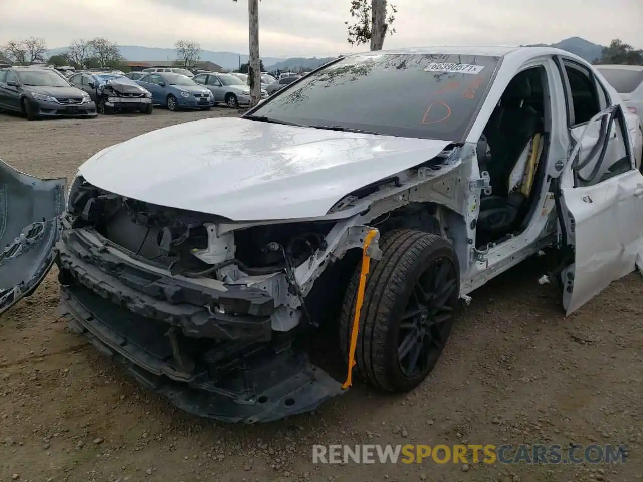 9 Photograph of a damaged car 4T1B11HK0KU715112 TOYOTA CAMRY 2019