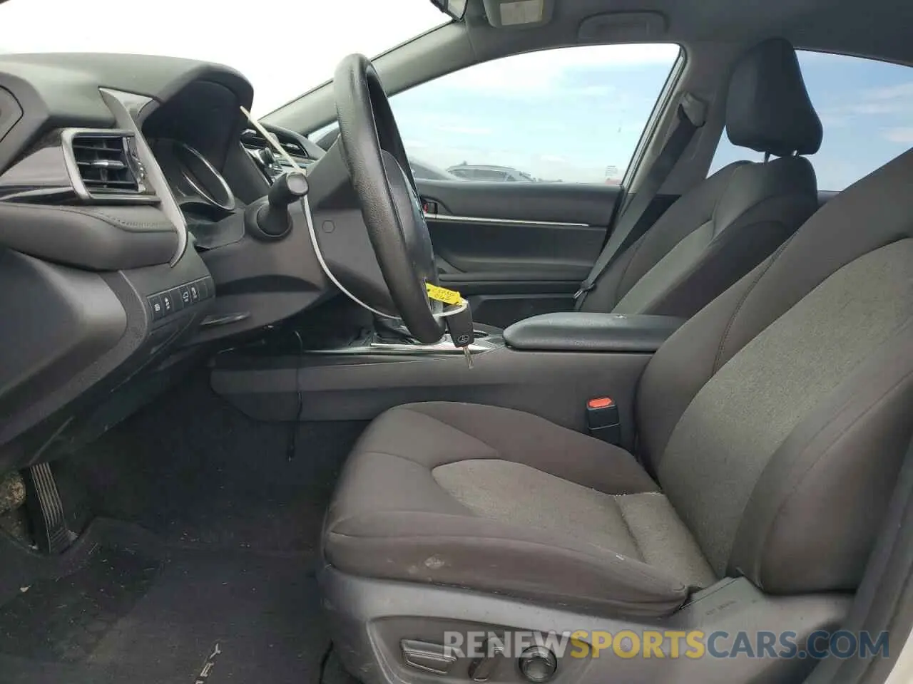 7 Photograph of a damaged car 4T1B11HK0KU719306 TOYOTA CAMRY 2019