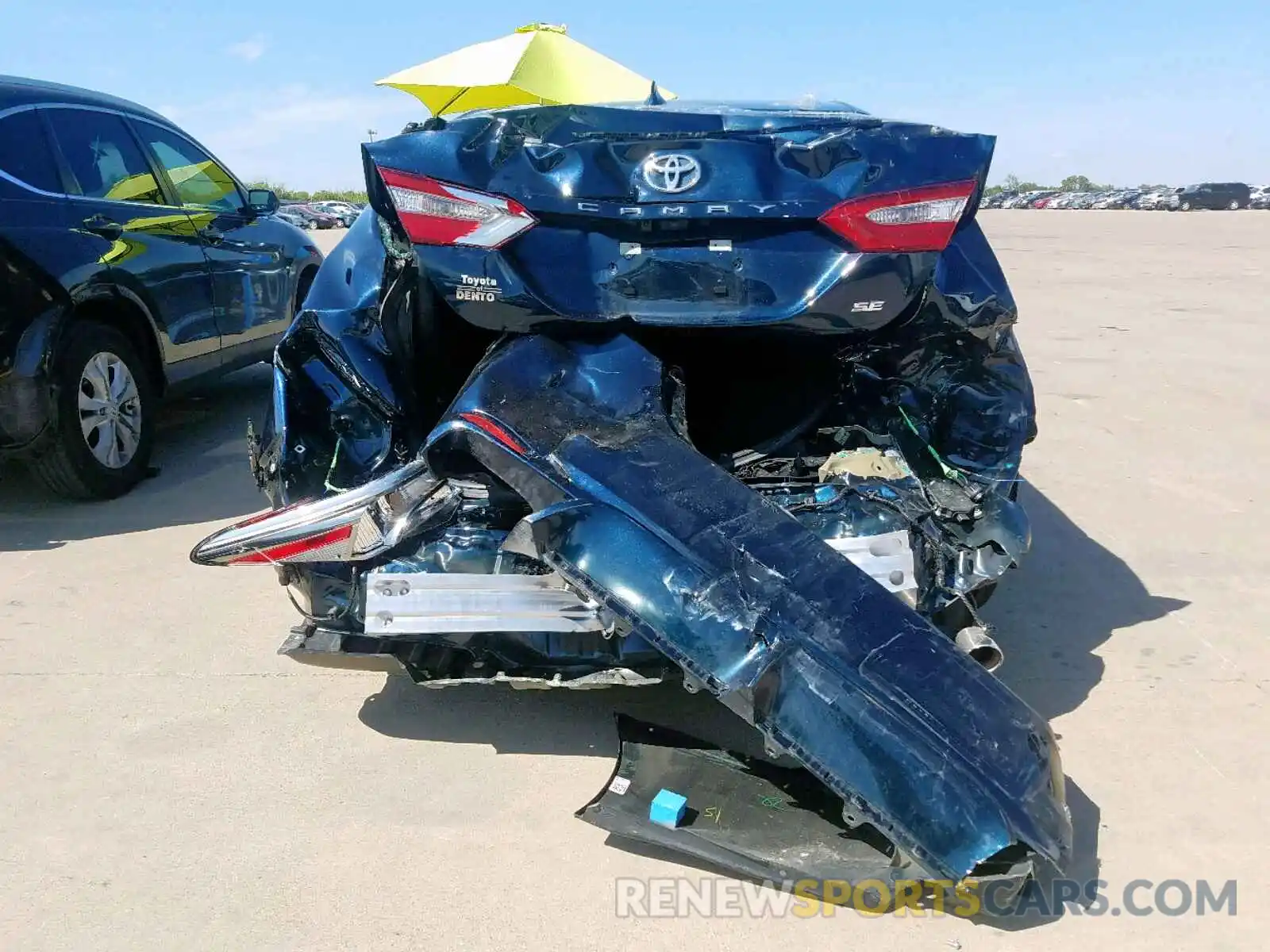 9 Photograph of a damaged car 4T1B11HK0KU720102 TOYOTA CAMRY 2019