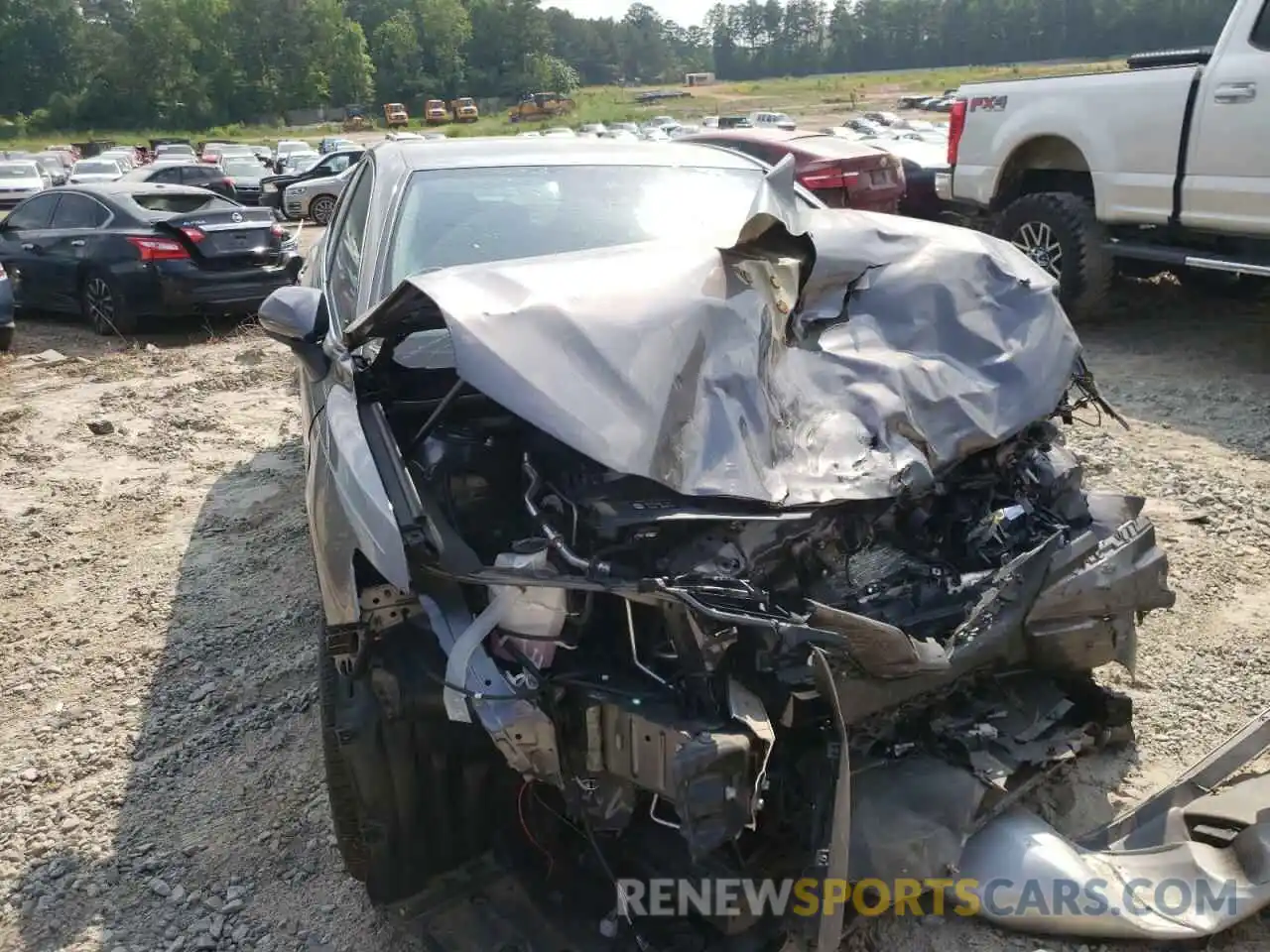 9 Photograph of a damaged car 4T1B11HK0KU720312 TOYOTA CAMRY 2019