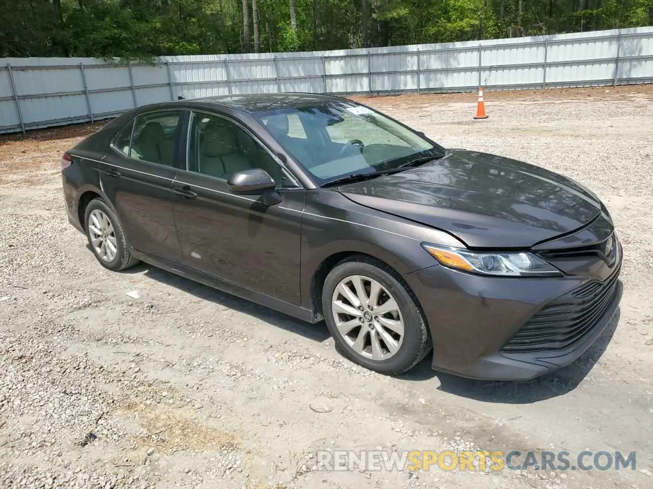 4 Photograph of a damaged car 4T1B11HK0KU726675 TOYOTA CAMRY 2019