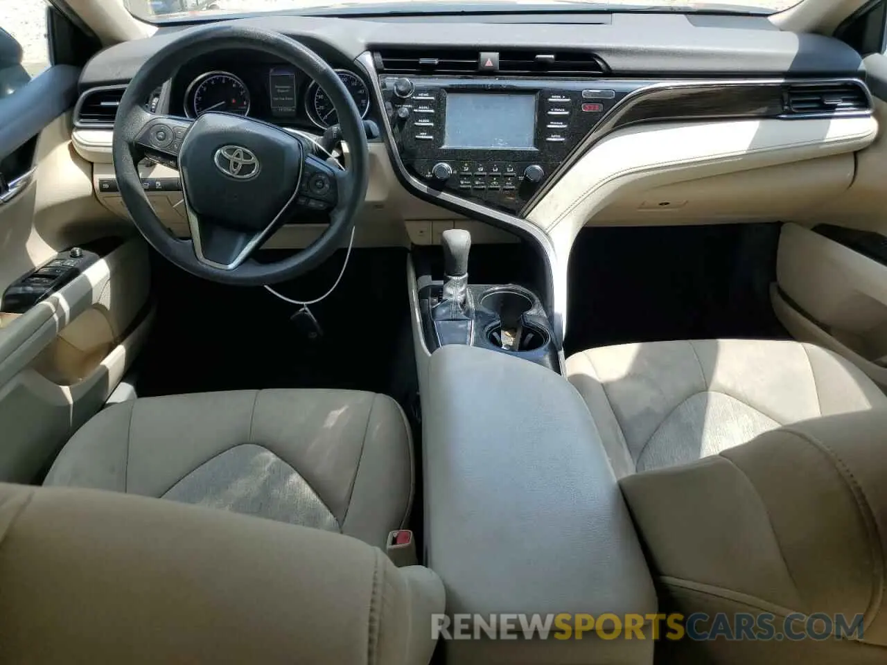 8 Photograph of a damaged car 4T1B11HK0KU726675 TOYOTA CAMRY 2019
