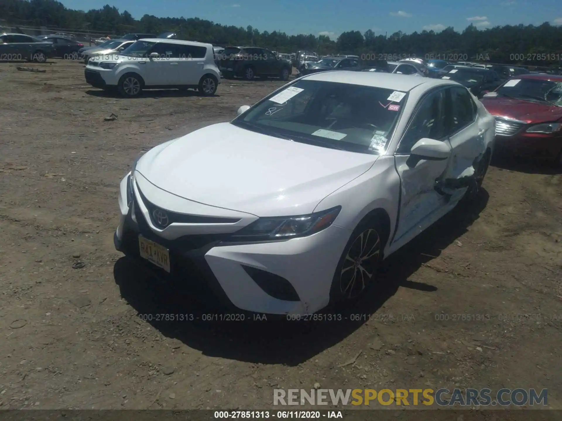 2 Photograph of a damaged car 4T1B11HK0KU728166 TOYOTA CAMRY 2019