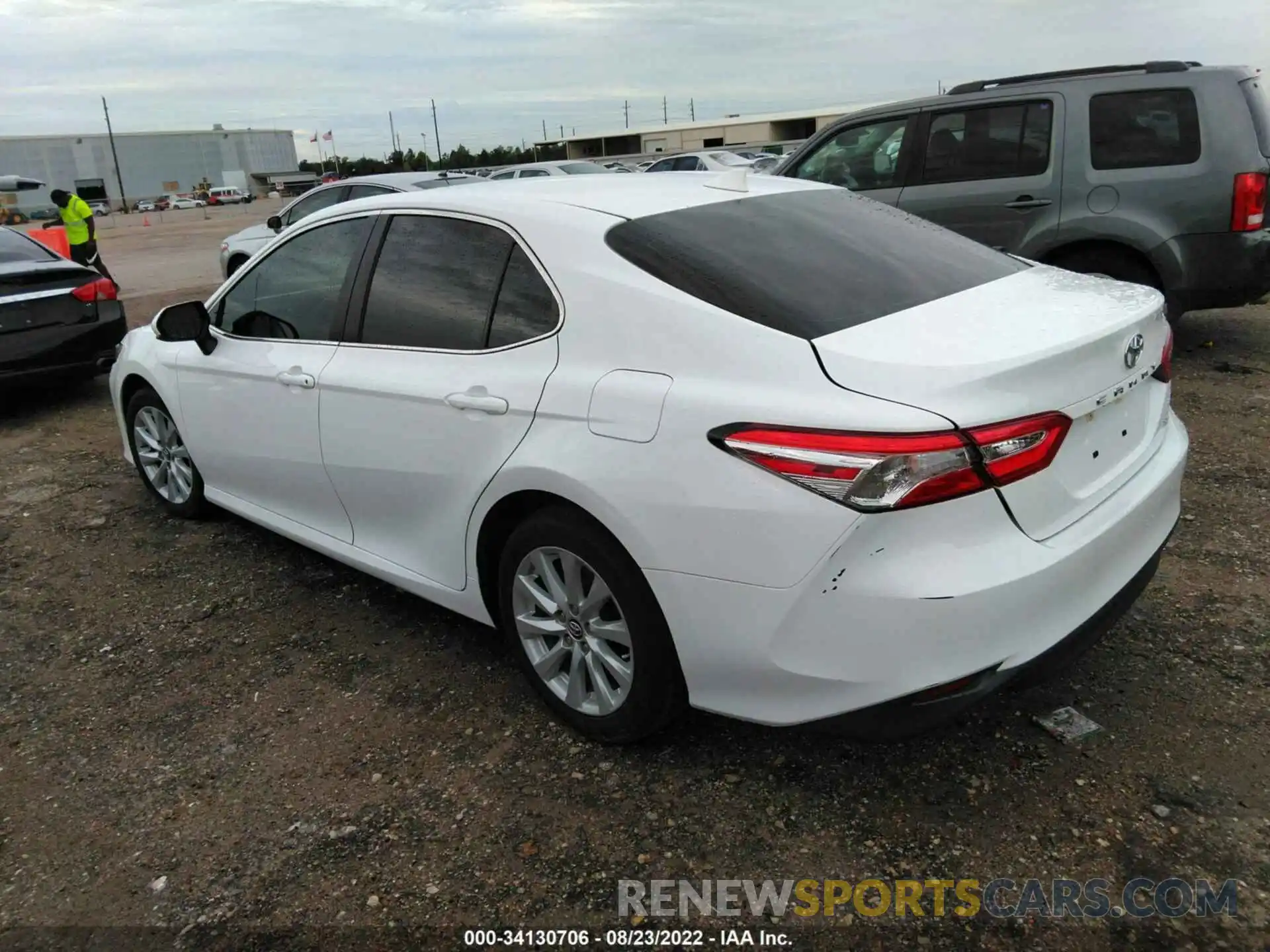 3 Photograph of a damaged car 4T1B11HK0KU728426 TOYOTA CAMRY 2019