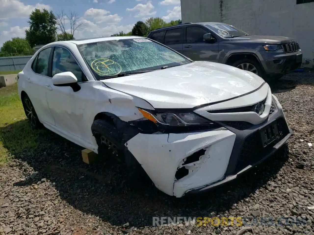 1 Photograph of a damaged car 4T1B11HK0KU728748 TOYOTA CAMRY 2019