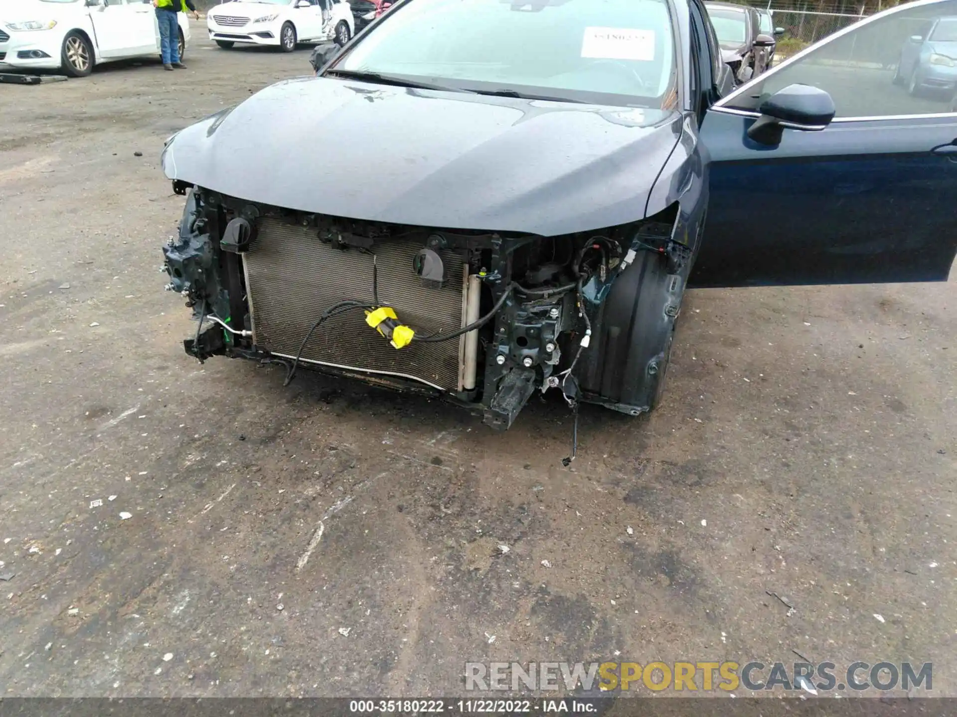 6 Photograph of a damaged car 4T1B11HK0KU734565 TOYOTA CAMRY 2019