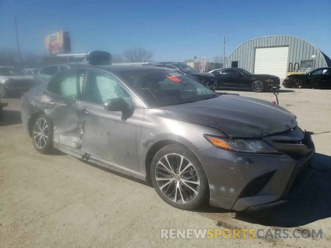 1 Photograph of a damaged car 4T1B11HK0KU740219 TOYOTA CAMRY 2019