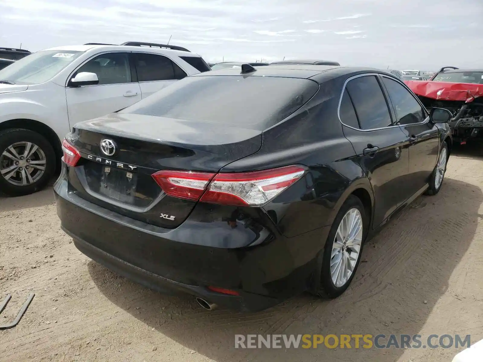 4 Photograph of a damaged car 4T1B11HK0KU741001 TOYOTA CAMRY 2019