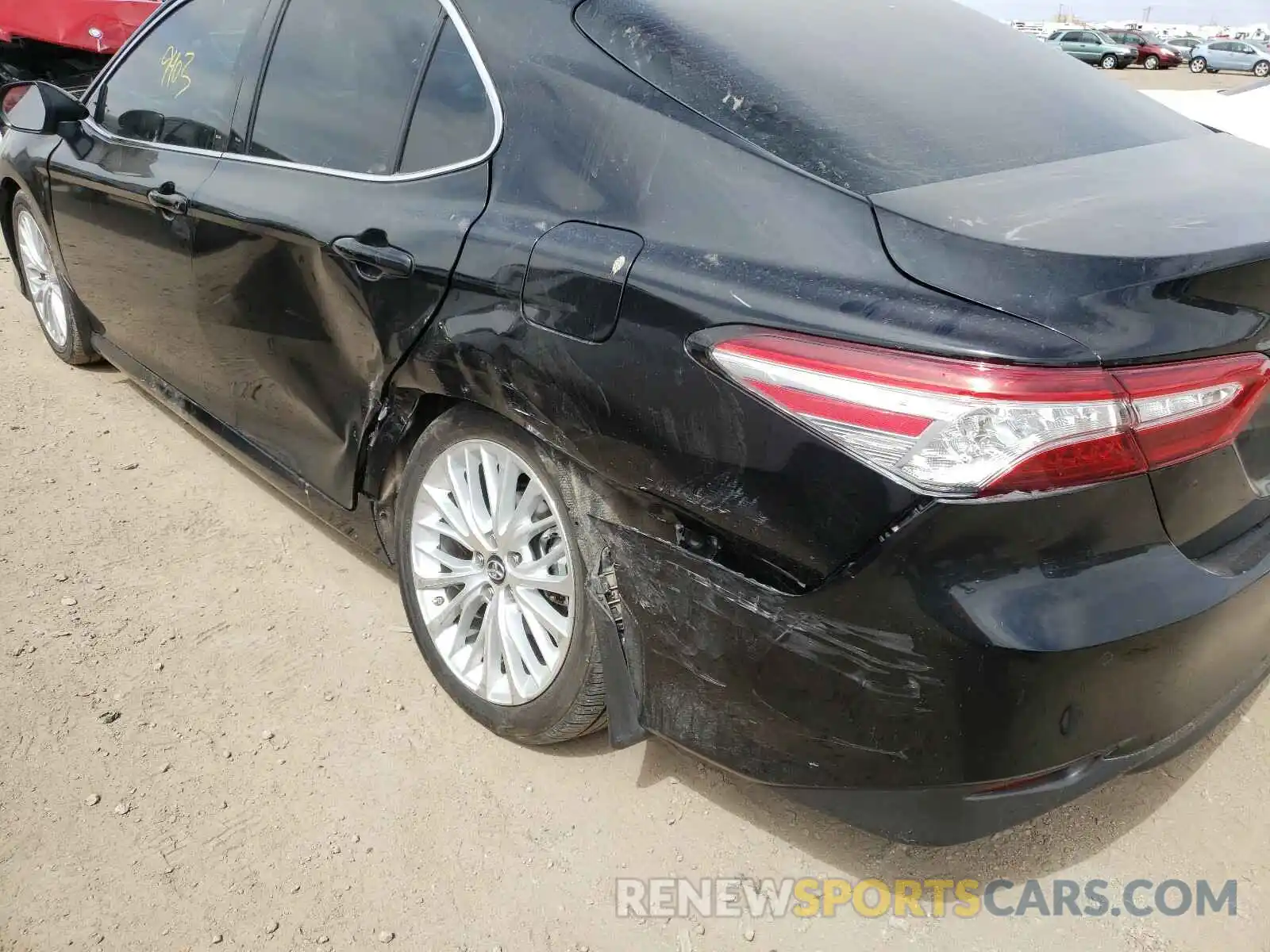 9 Photograph of a damaged car 4T1B11HK0KU741001 TOYOTA CAMRY 2019